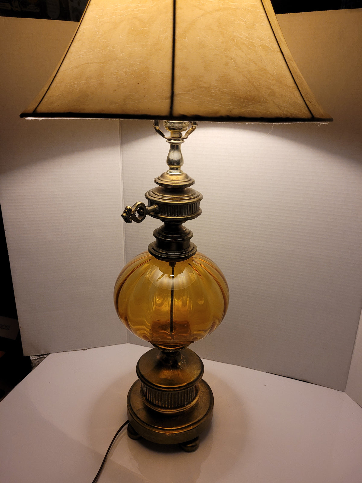Vintage Amber Glass Table Lamp with Antique Brass Finish – 32"