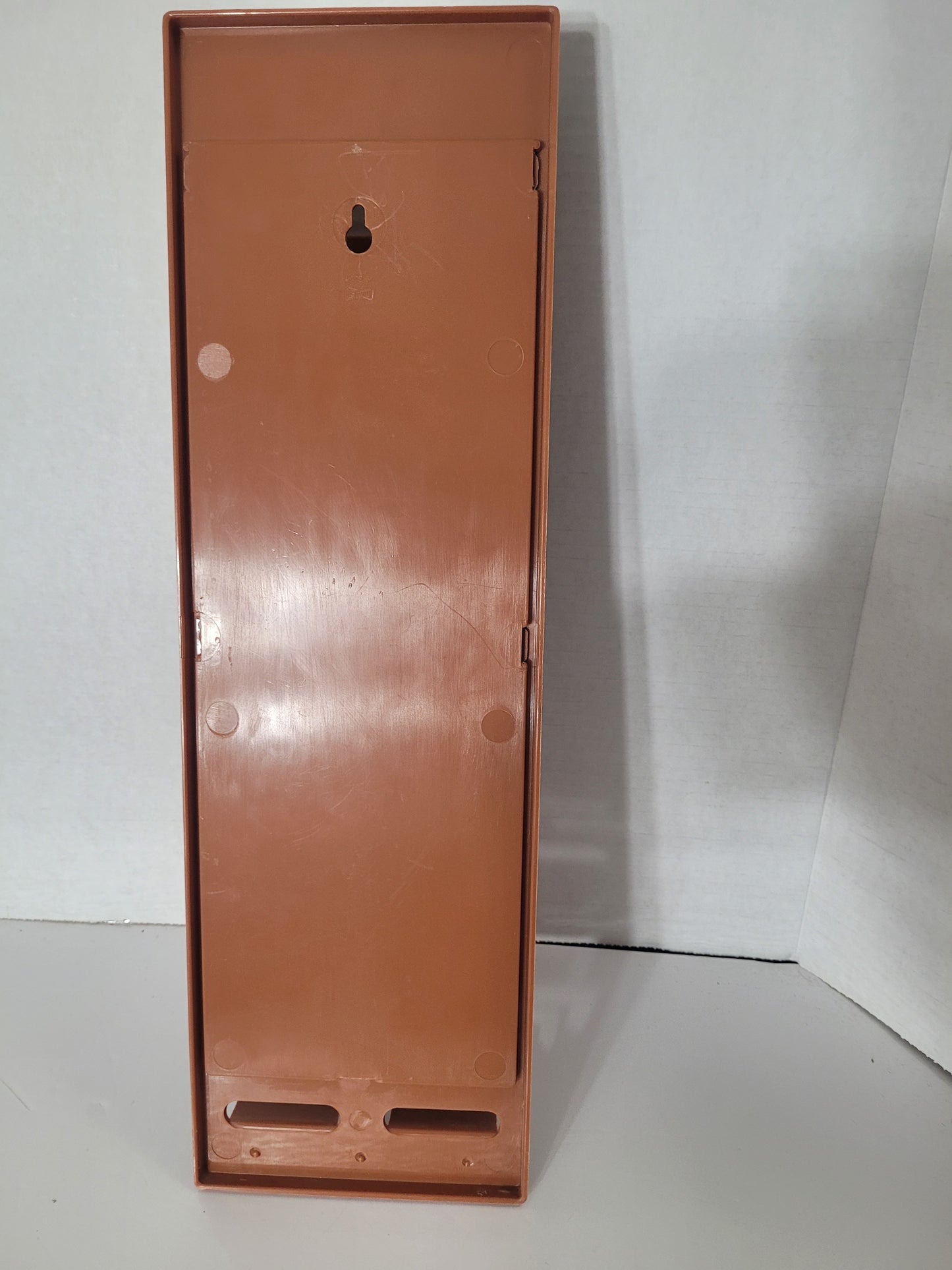 Vintage B&W Wall-Mount Notes & Memos Organizer – Brown Plastic – 5.5" × 17.5"