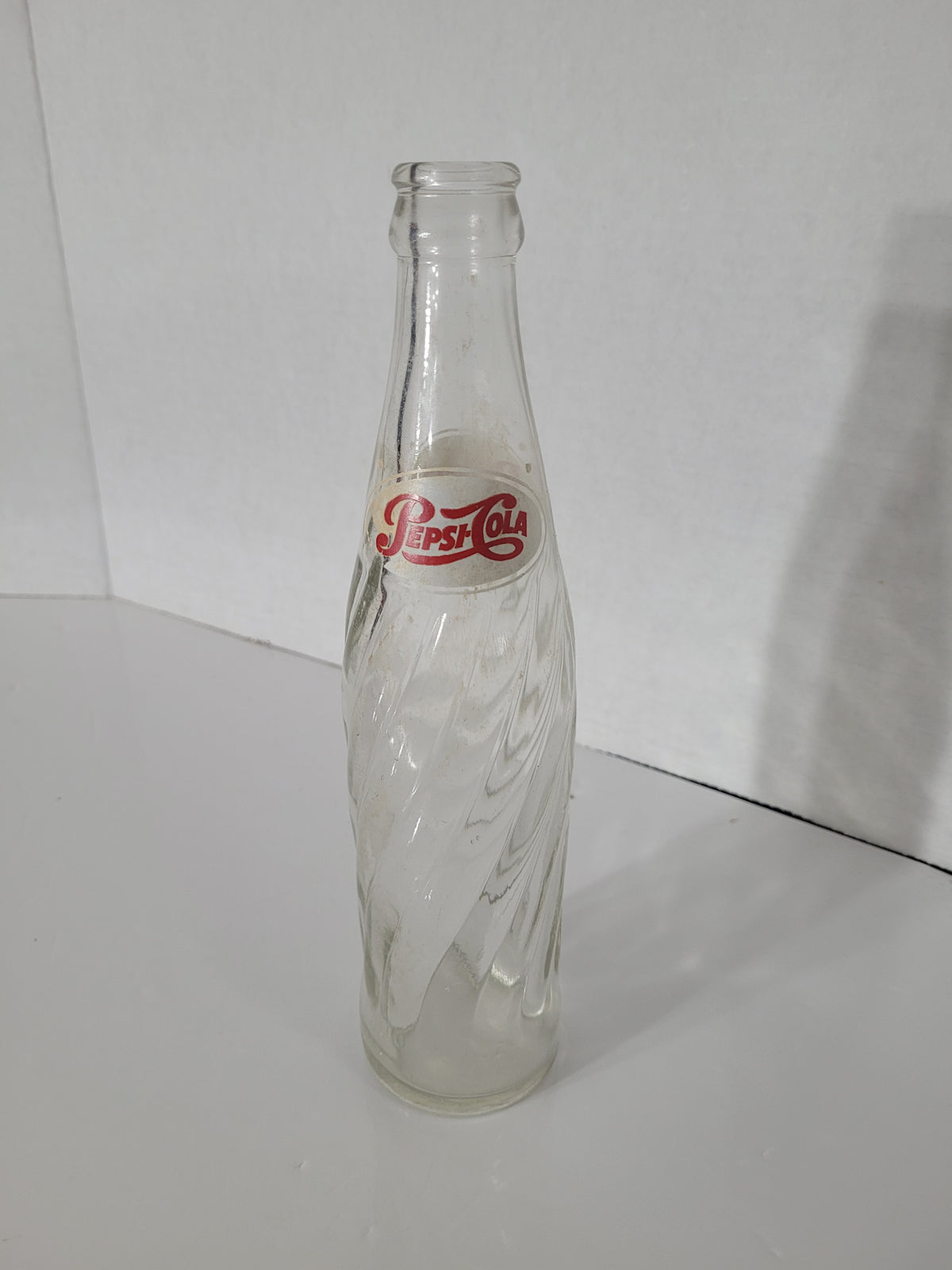 Vintage 1967 Pepsi-Cola Swirl Glass Bottle – Red & White ACL Logo