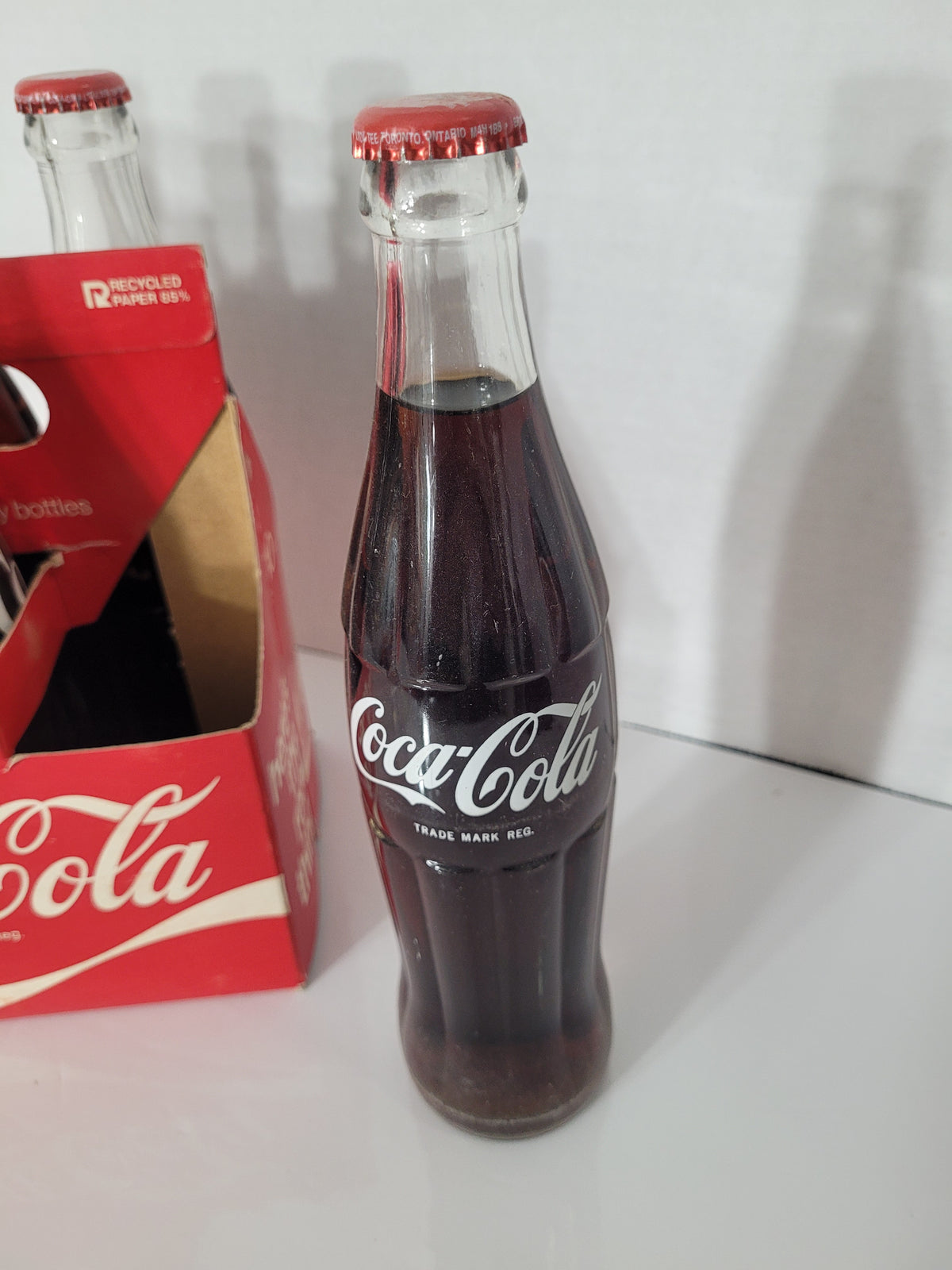 Vintage Coca-Cola 6-Pack – Full Sealed 10 fl. oz. Glass Bottles in Original Canadian Carton