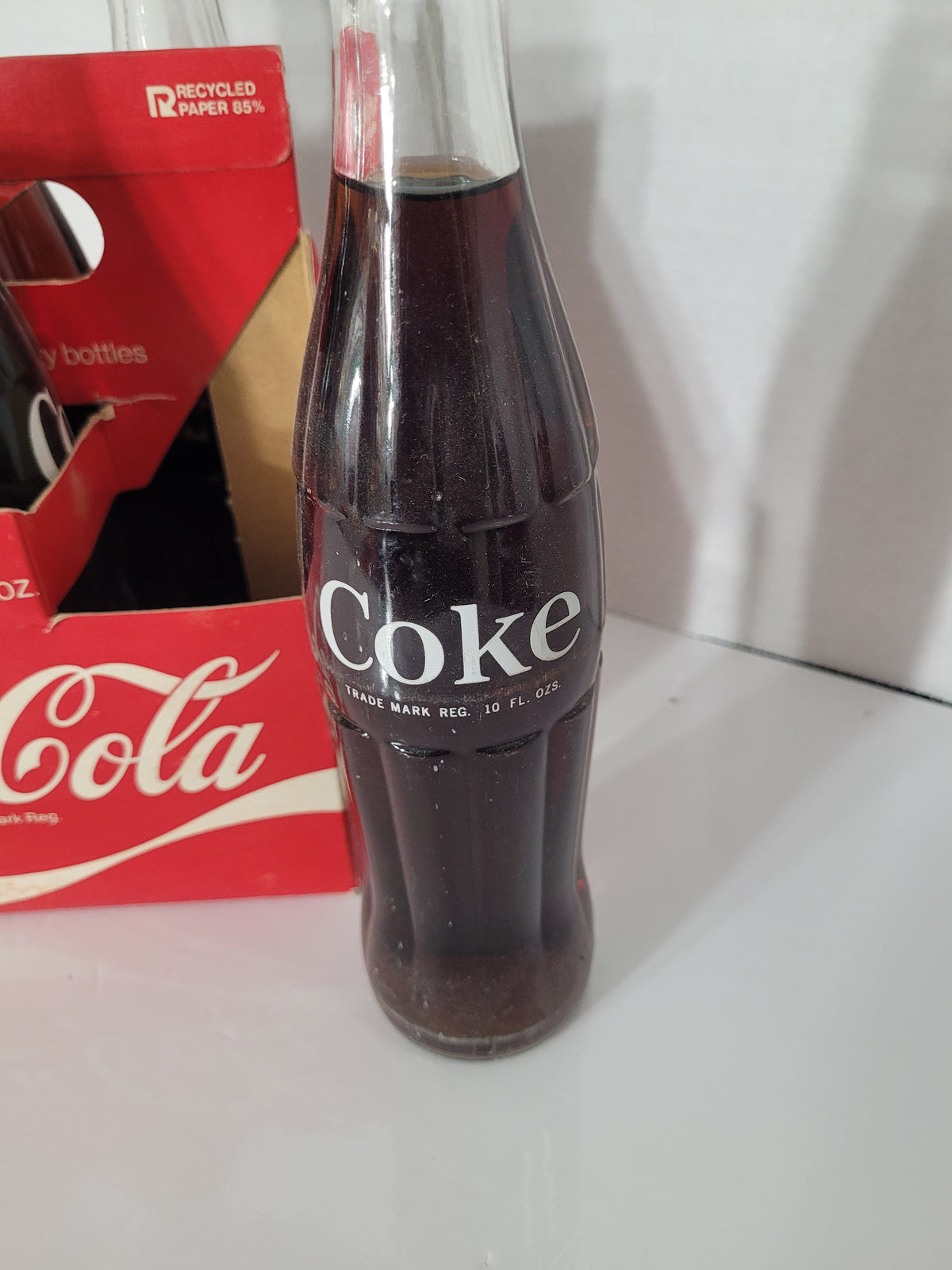 Vintage Coca-Cola 6-Pack – Full Sealed 10 fl. oz. Glass Bottles in Original Canadian Carton