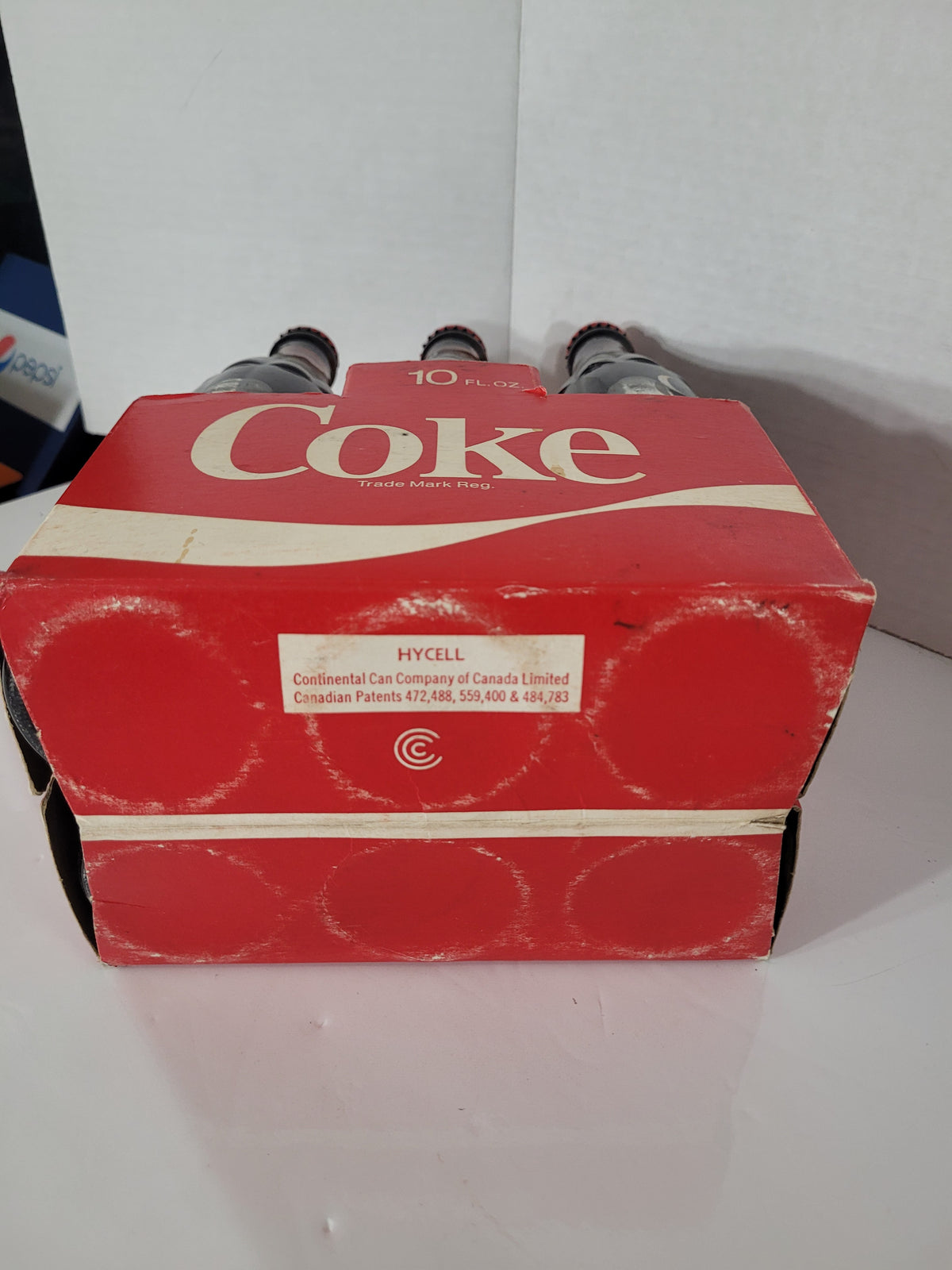 Vintage Coca-Cola 6-Pack – Full Sealed 10 fl. oz. Glass Bottles in Original Canadian Carton