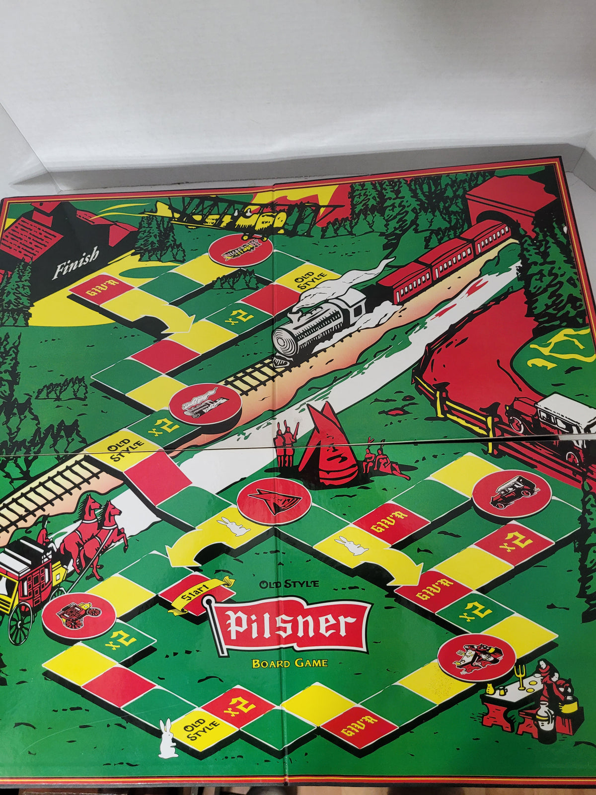 Vintage Old Style Pilsner Beer Promotional Board Game – Complete-Looking Set – Western Canadian Breweriana