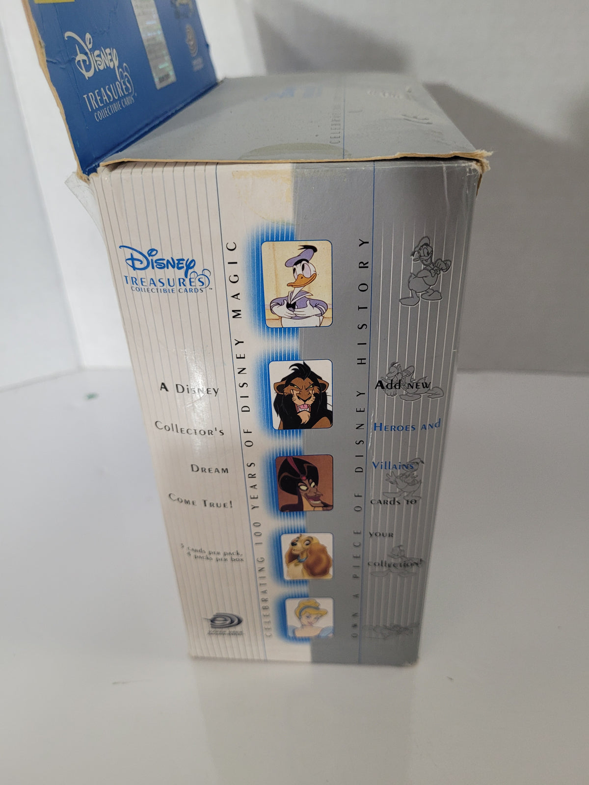 Disney Treasures Collectible Cards Donald Duck Collector Box Set – Upper Deck – With Figure & Packs