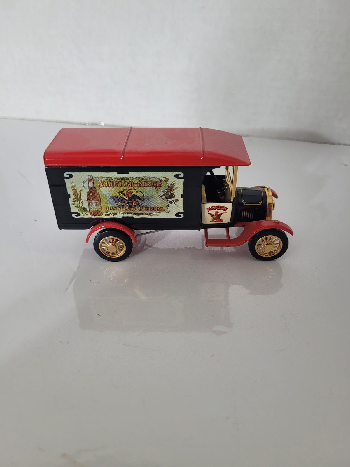 Vintage Matchbox Models of Yesteryear Budweiser 1926 Ford Model TT Delivery Truck – YVT03
