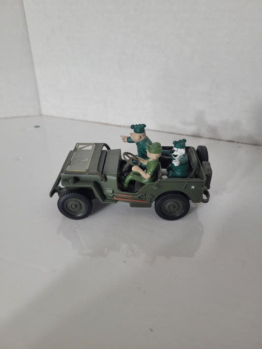 2001 Gate Beetle Bailey Willys Jeep with Sarge & Otto – 1:32 Die-Cast