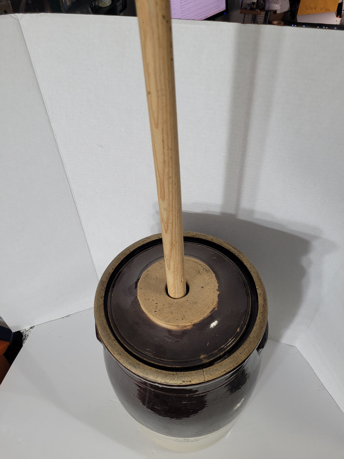 Vintage Robinson Ransbottom 4-Gallon Stoneware Butter Churn with Lid & Wooden Dasher