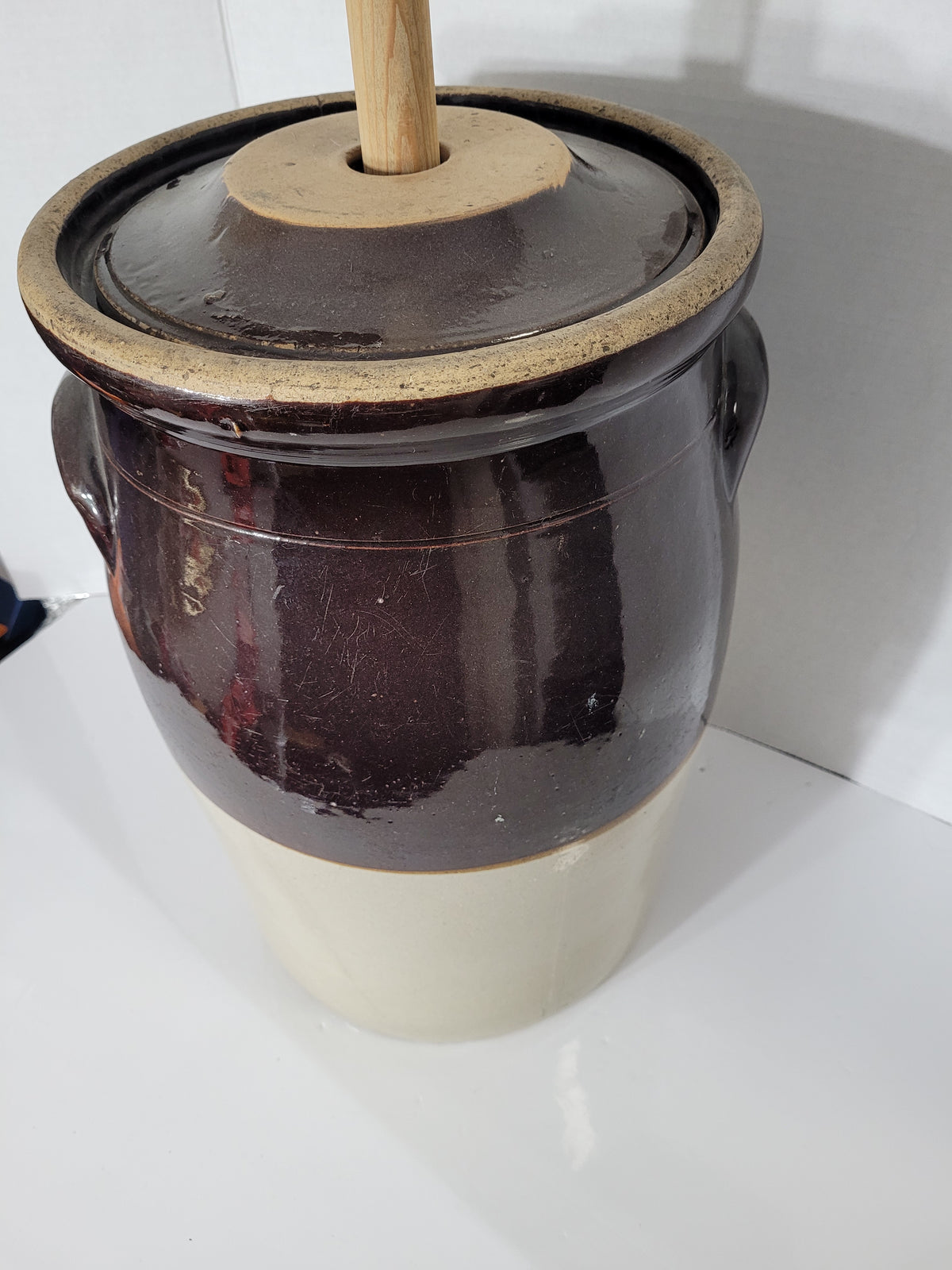 Vintage Robinson Ransbottom 4-Gallon Stoneware Butter Churn with Lid & Wooden Dasher