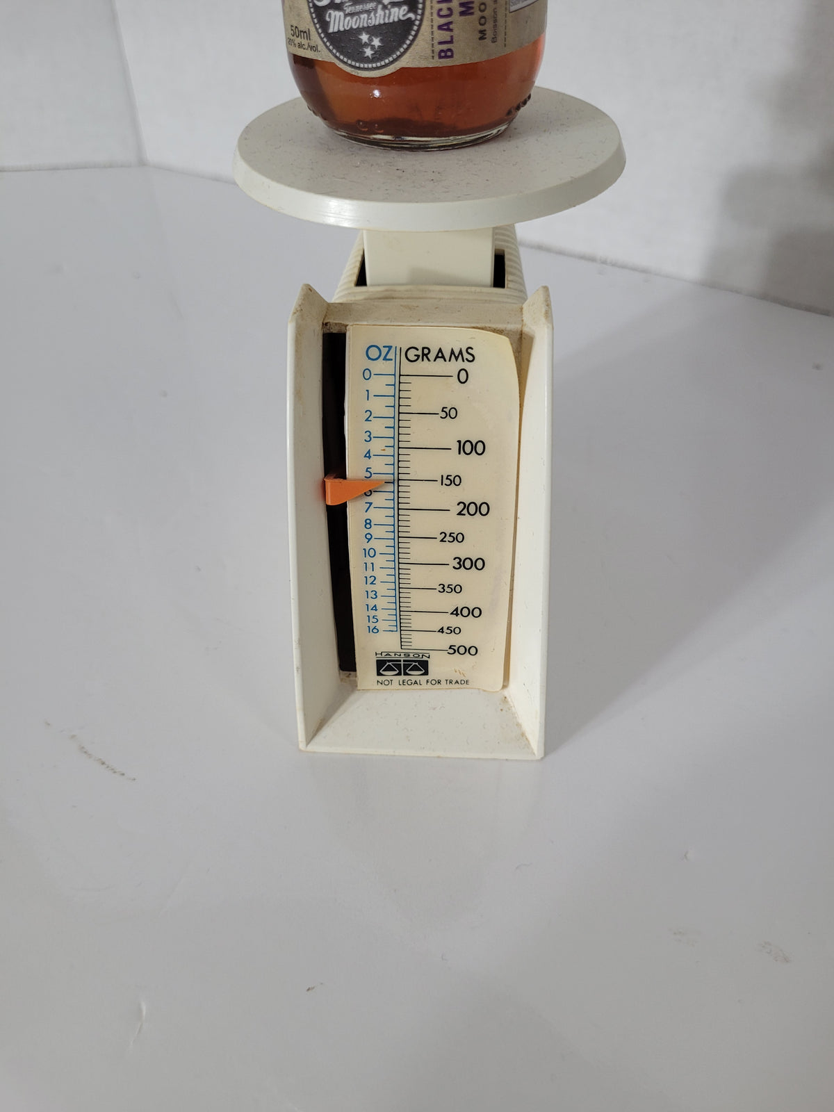 Vintage Hanson 16 oz / 500 g Mechanical Kitchen Scale – Cream Retro Countertop Scale