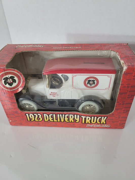 1995 ERTL Pabst Brewing Co. 1923 Chevrolet Delivery Truck Die-Cast Coin Bank – Stock F588 – Original Box