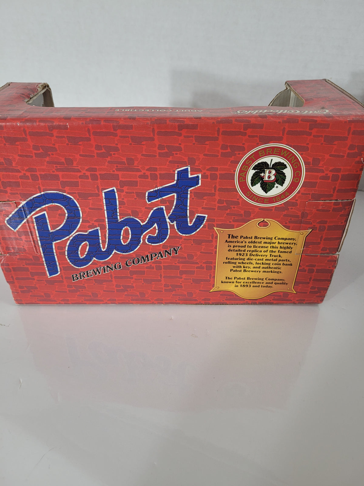 1995 ERTL Pabst Brewing Co. 1923 Chevrolet Delivery Truck Die-Cast Coin Bank – Stock F588 – Original Box