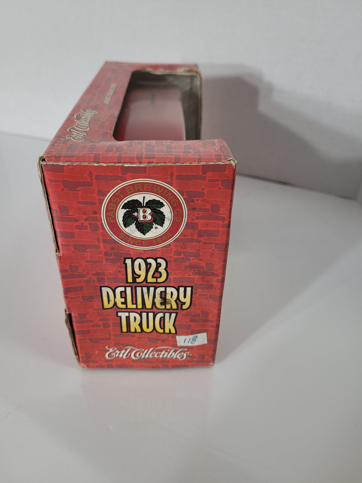 1995 ERTL Pabst Brewing Co. 1923 Chevrolet Delivery Truck Die-Cast Coin Bank – Stock F588 – Original Box