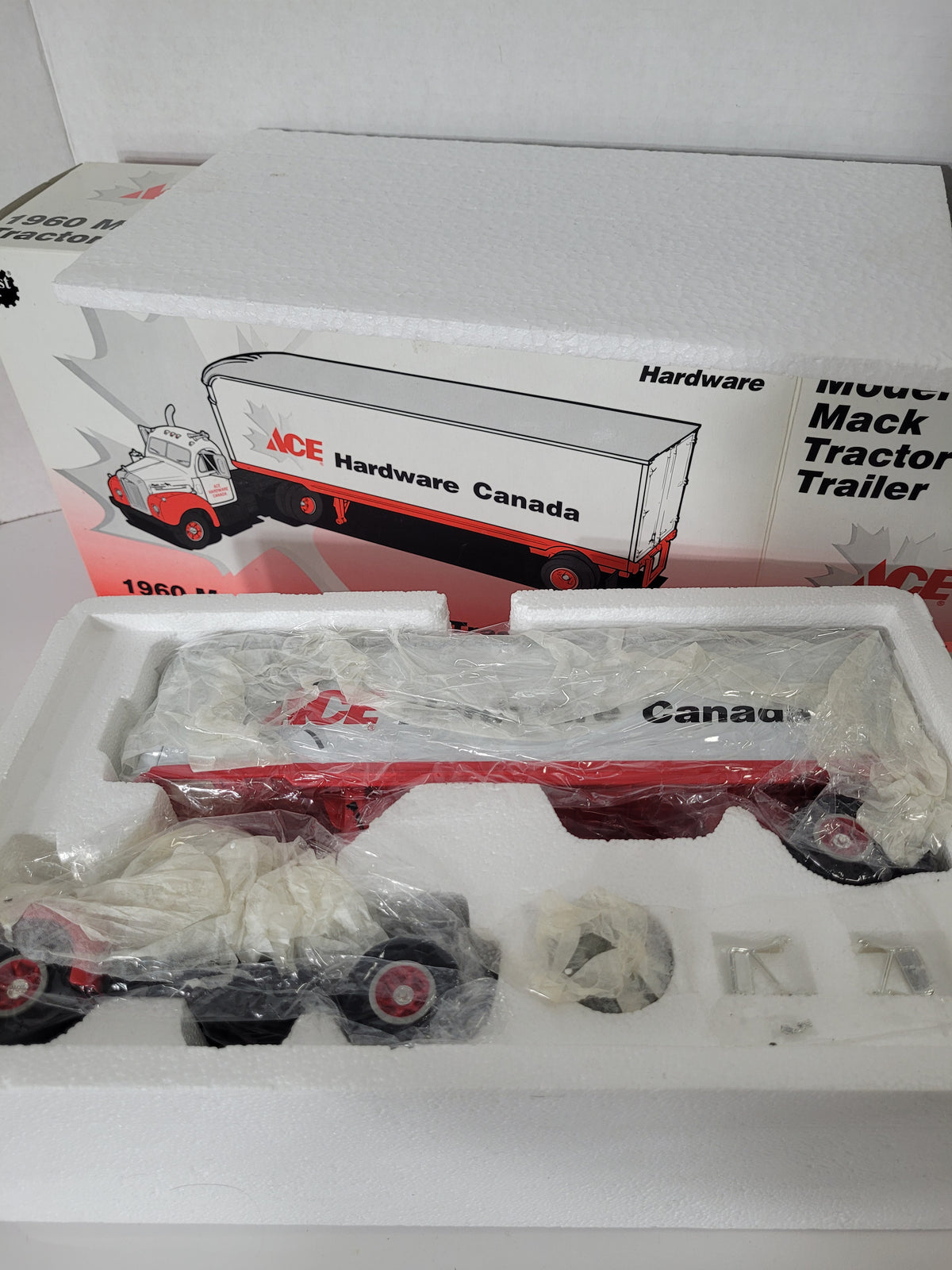 First Gear ACE Hardware Canada 1960 Mack B-61 Tractor & Trailer – 1:34 Scale – Boxed