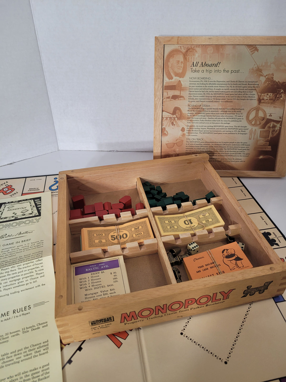 Monopoly Nostalgia Games Series Wooden Box Edition – Parker Brothers