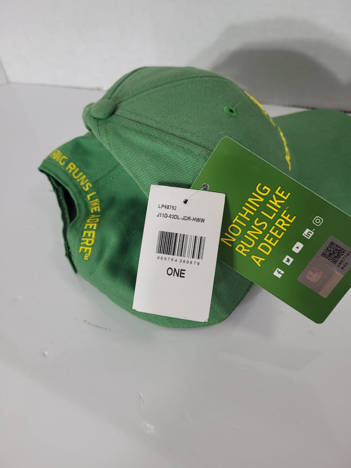John Deere Green Embroidered Logo Cap – Adjustable – Tags Attached