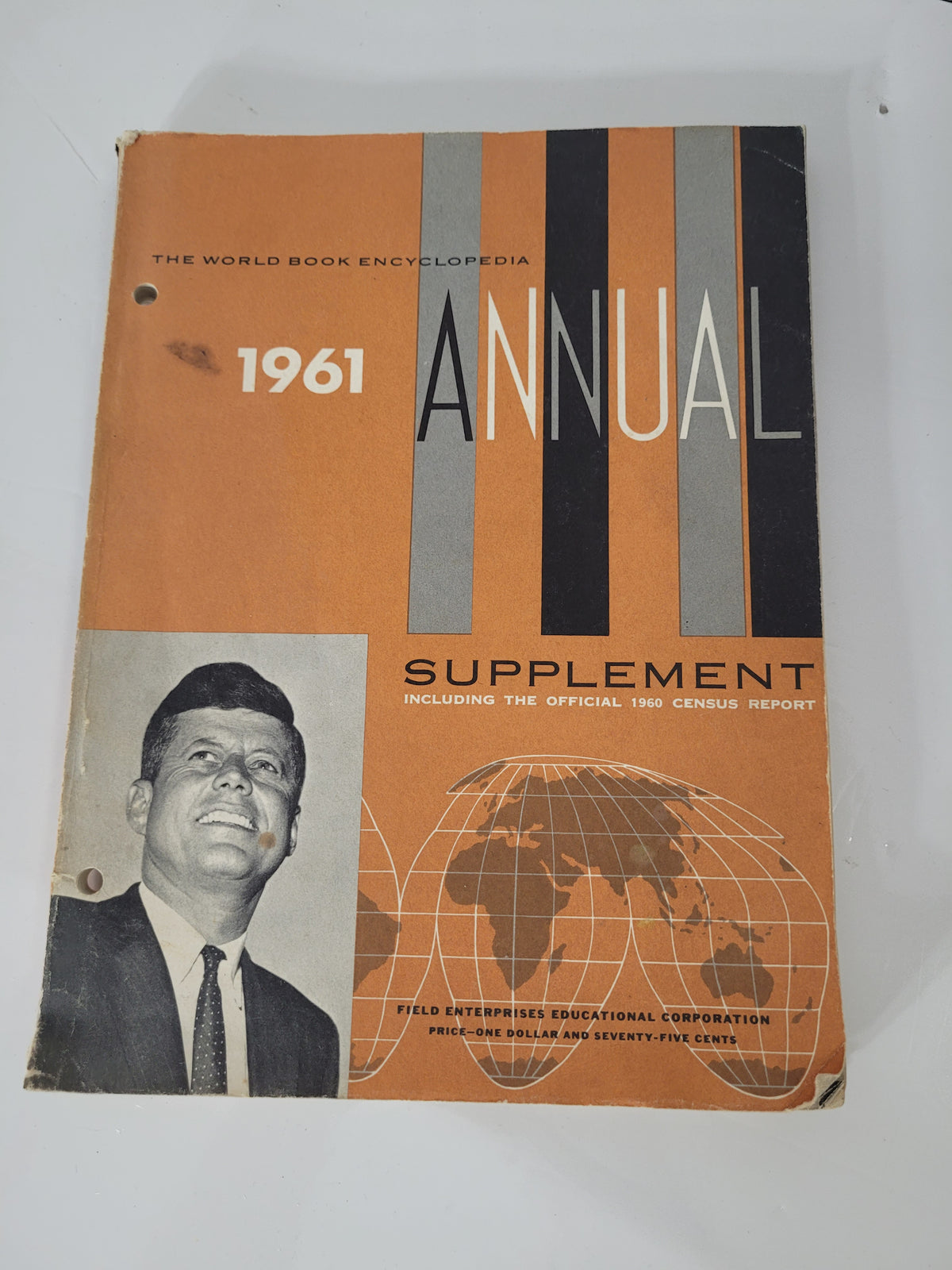 1961 World Book Encyclopedia Annual Supplement – John F. Kennedy Cover