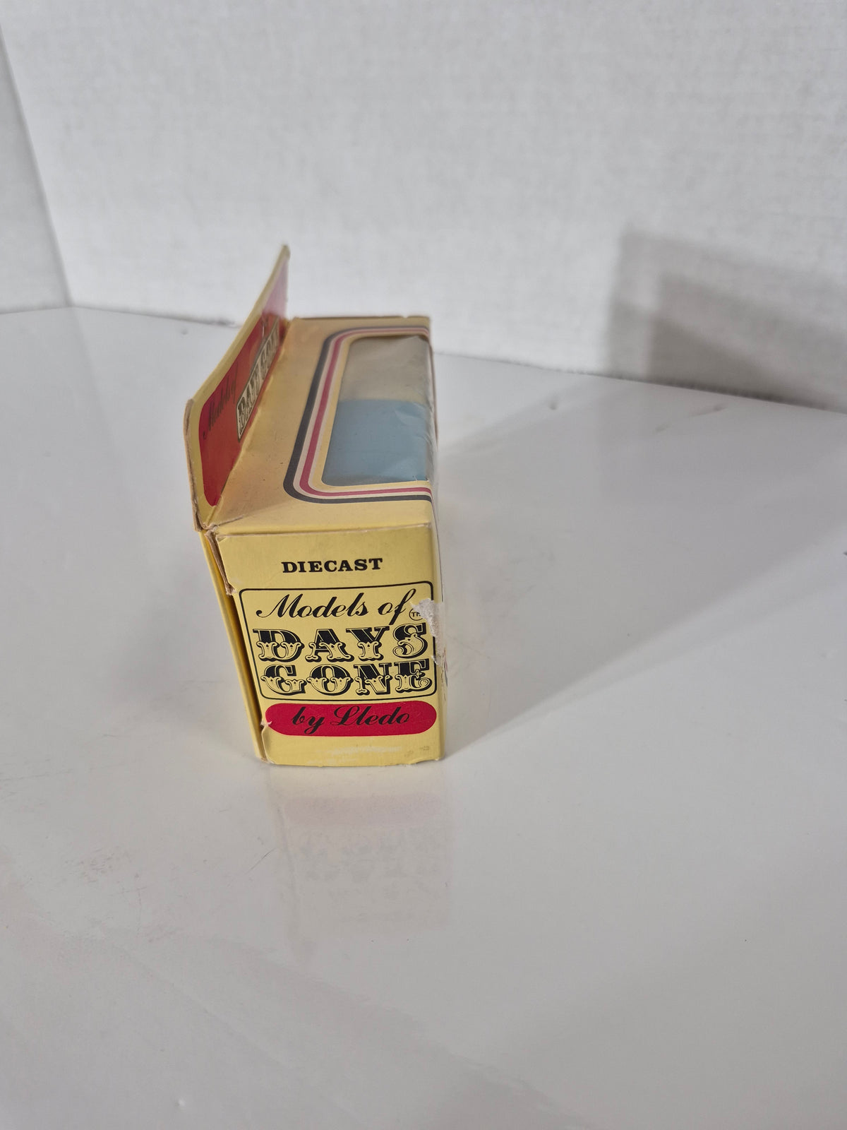 Vintage Lledo Days Gone Wonder Bread Delivery Van with Box & Figures