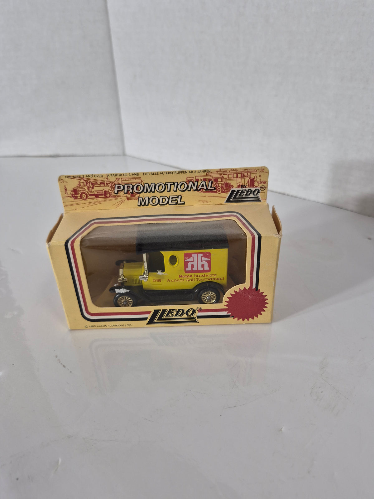 1988 Lledo Home Hardware Golf Tournament Die-Cast Van – Boxed