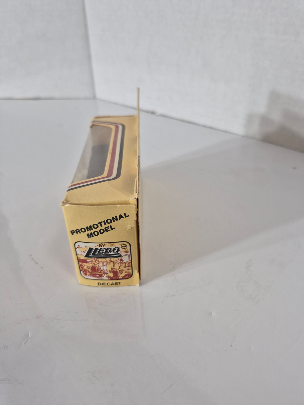 1988 Lledo Home Hardware Golf Tournament Die-Cast Van – Boxed