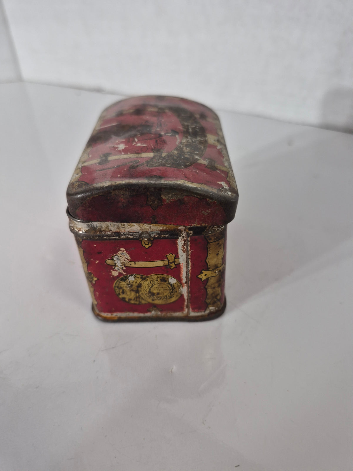 Antique Swee-Touch-Nee Tea Tin – Consolidated Tea Co. New York – Trunk Style