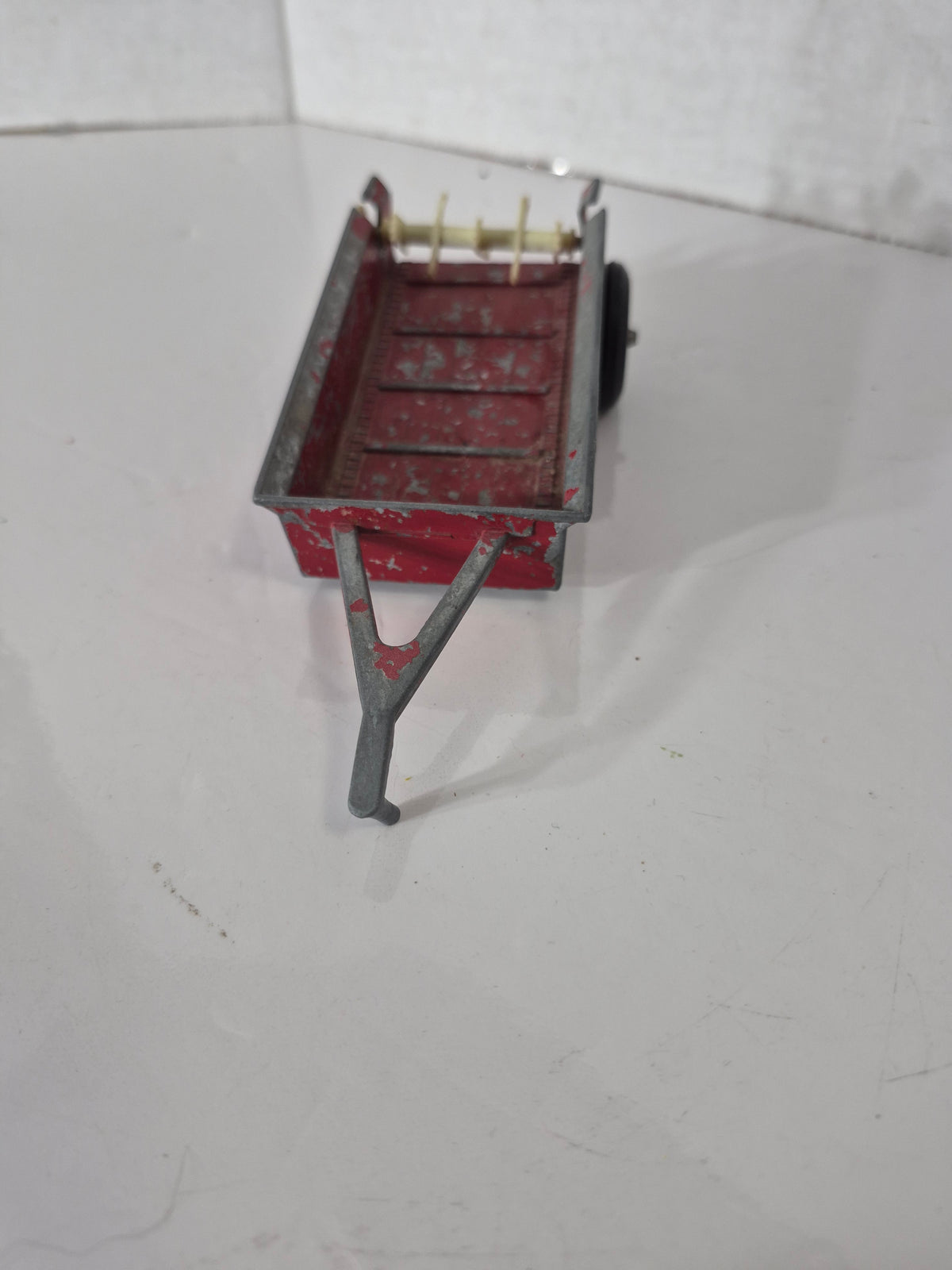 Vintage ERTL Red Farm Manure Spreader Toy – Dyersville Iowa – Made in USA
