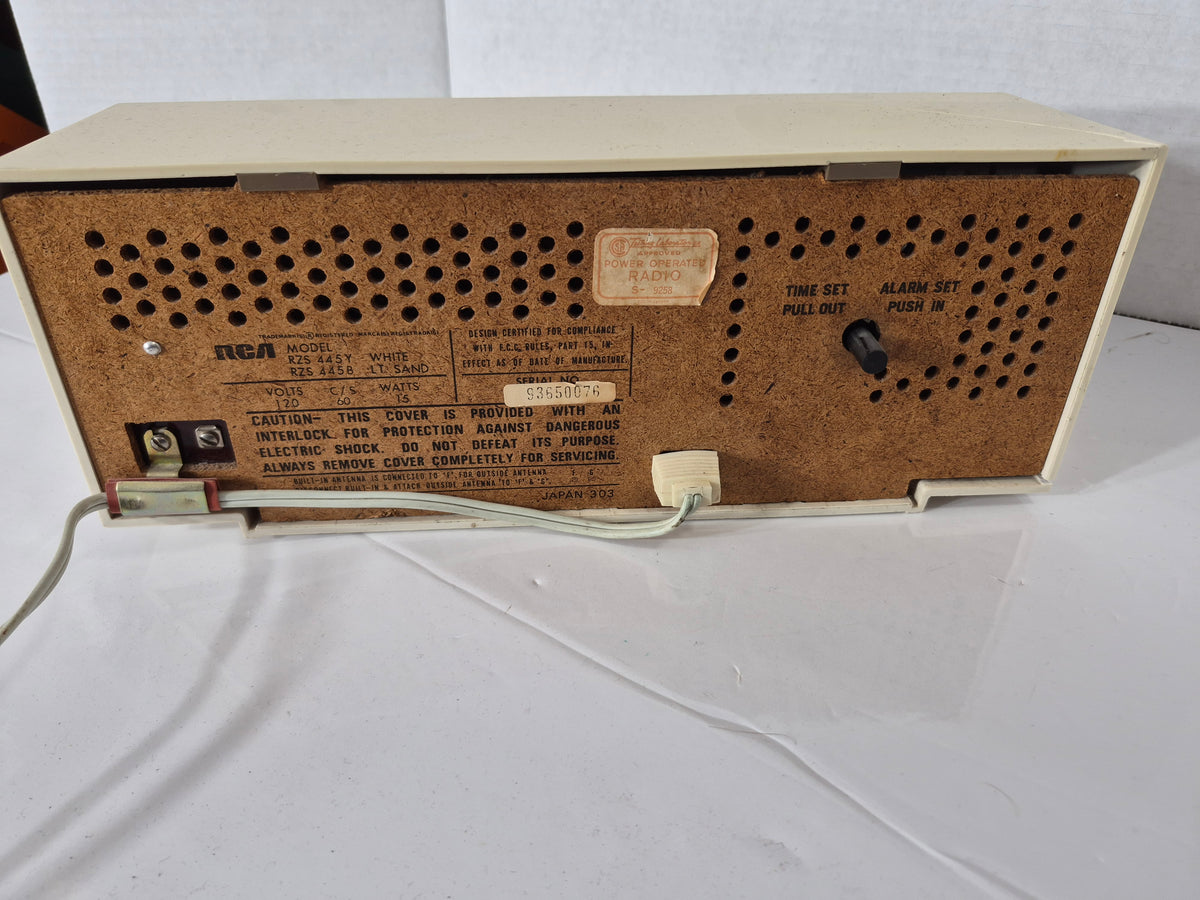 Vintage RCA RZS-445Y AM/FM Solid-State Clock Radio – Working – Mid-1960s
