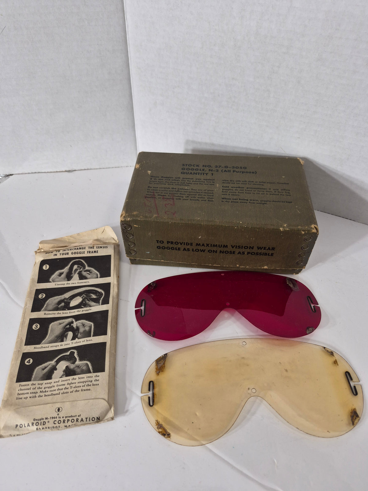 Original WWII U.S. Military Polaroid N-2 / M-1944 Goggle Lens Set – Box & Instructions