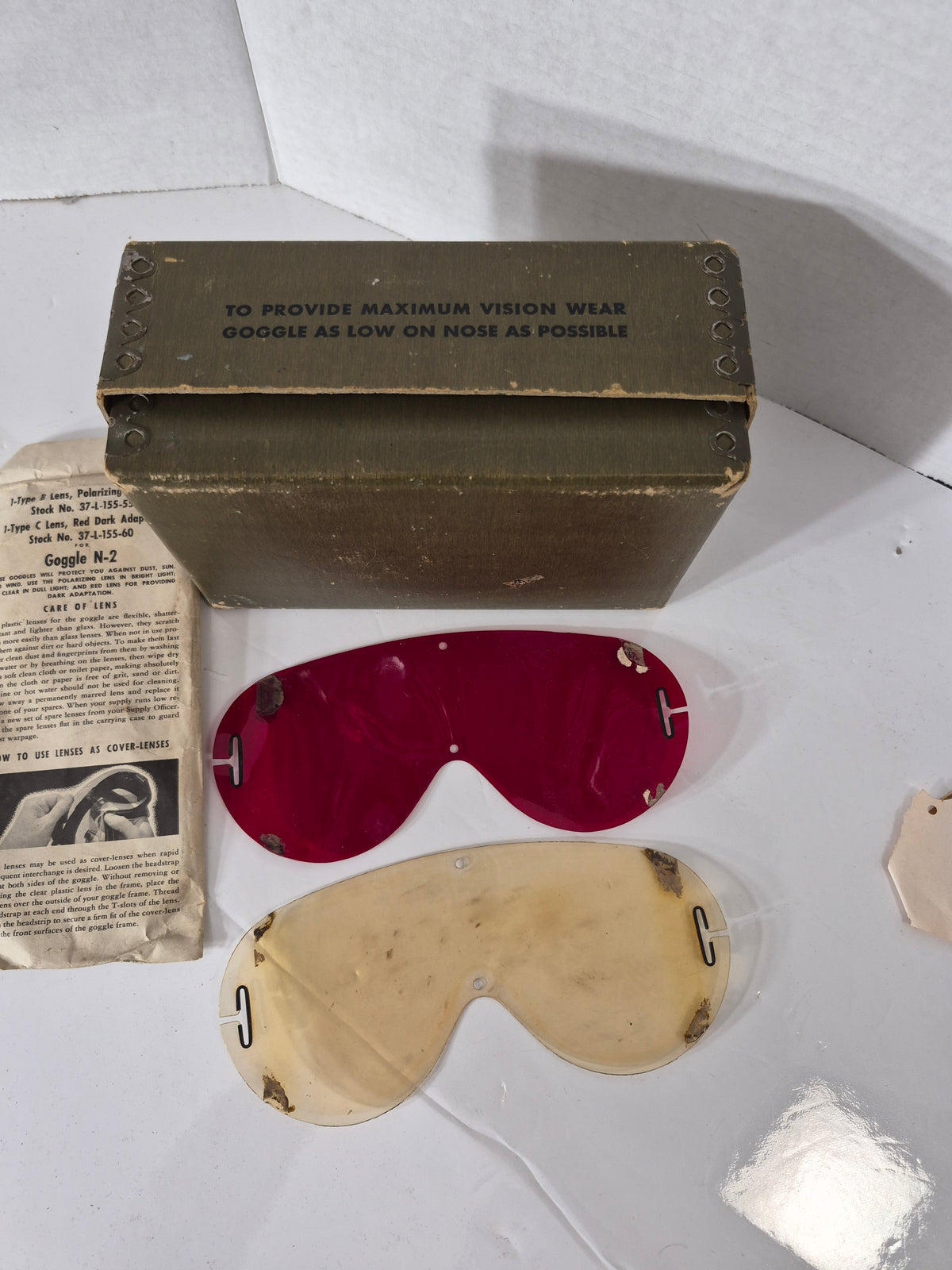 Original WWII U.S. Military Polaroid N-2 / M-1944 Goggle Lens Set – Box & Instructions