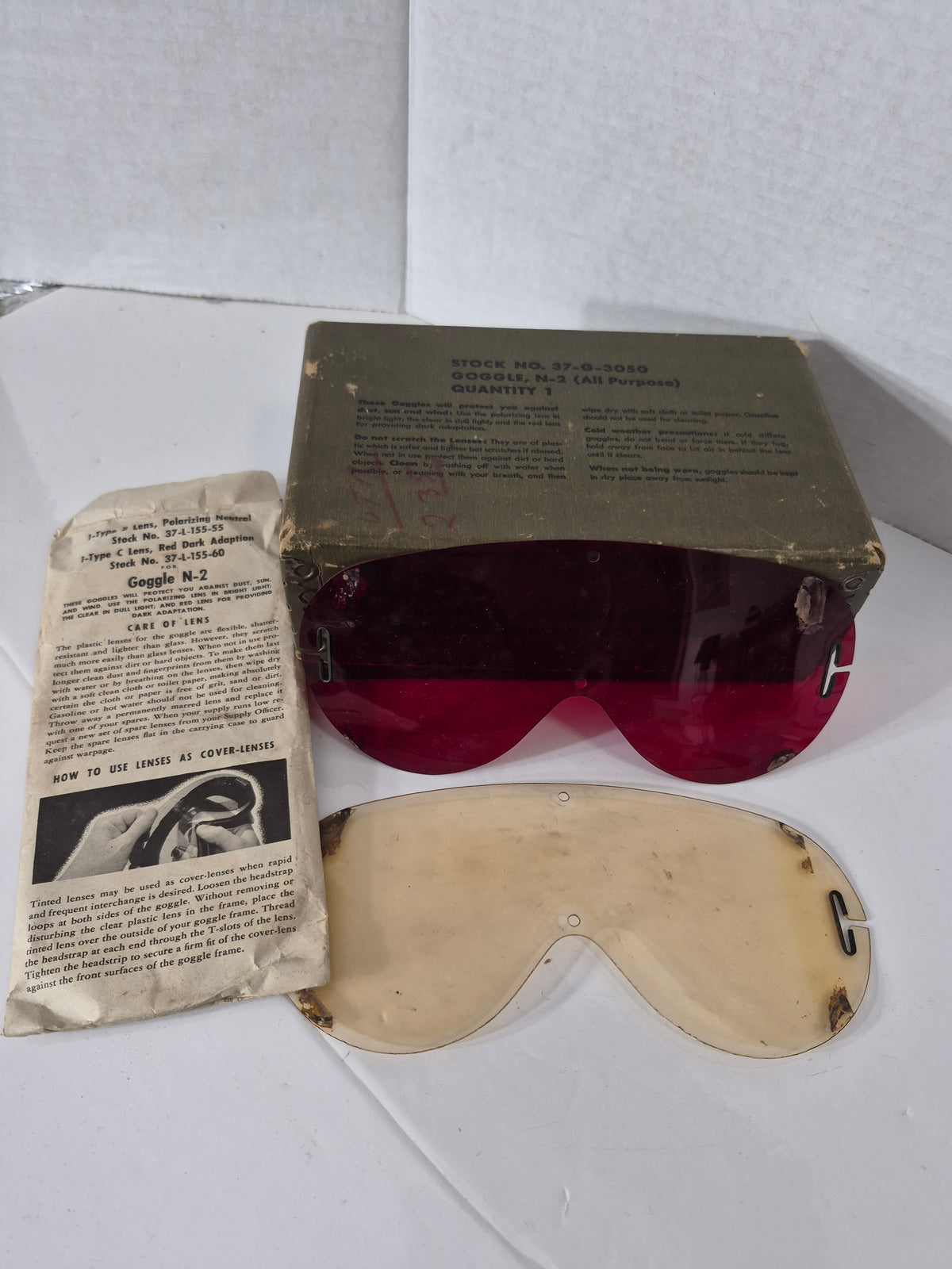 Original WWII U.S. Military Polaroid N-2 / M-1944 Goggle Lens Set – Box & Instructions