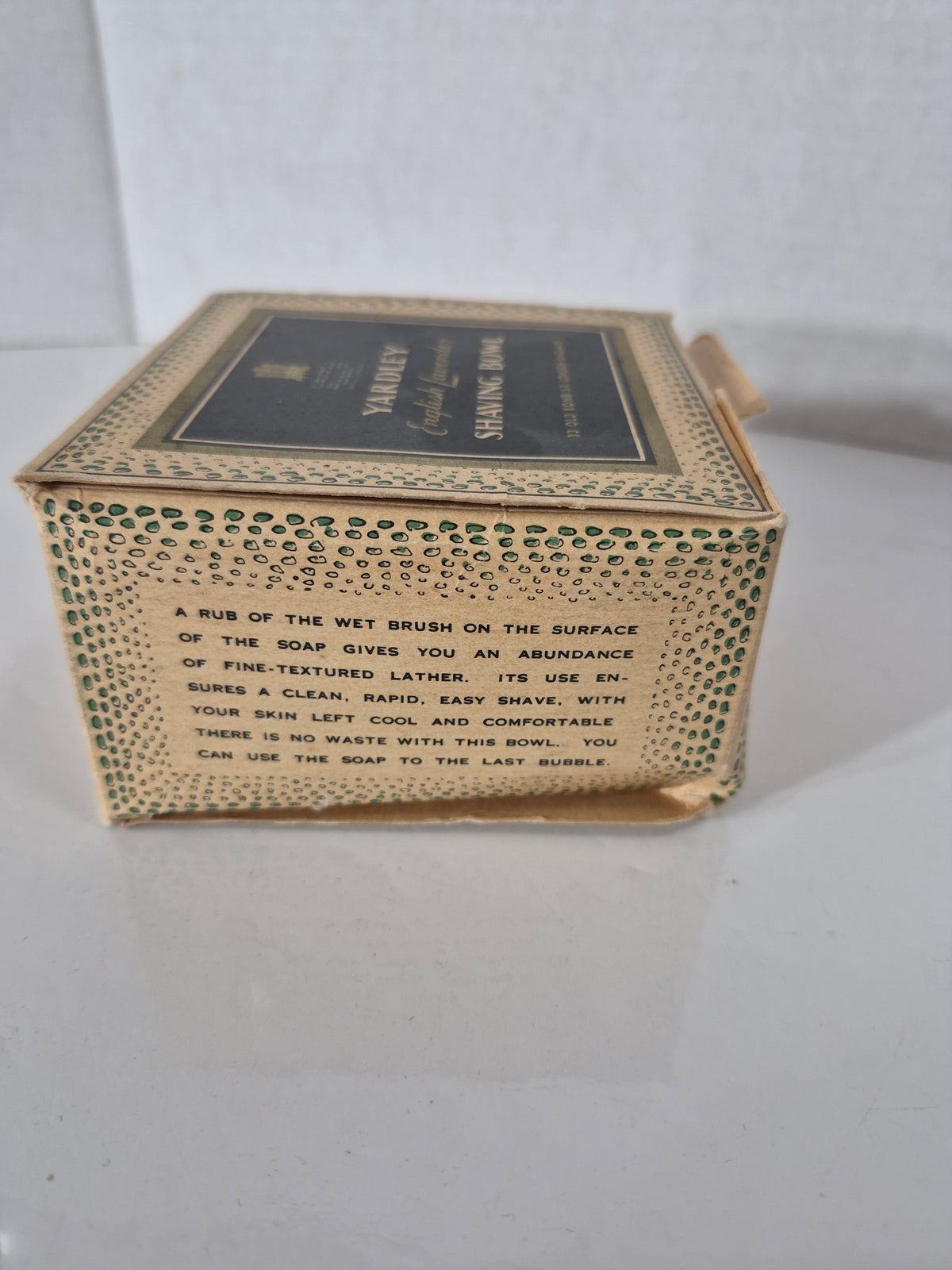 Vintage Yardley English Lavender Shaving Bowl No. 2055 – Unused in Original Box