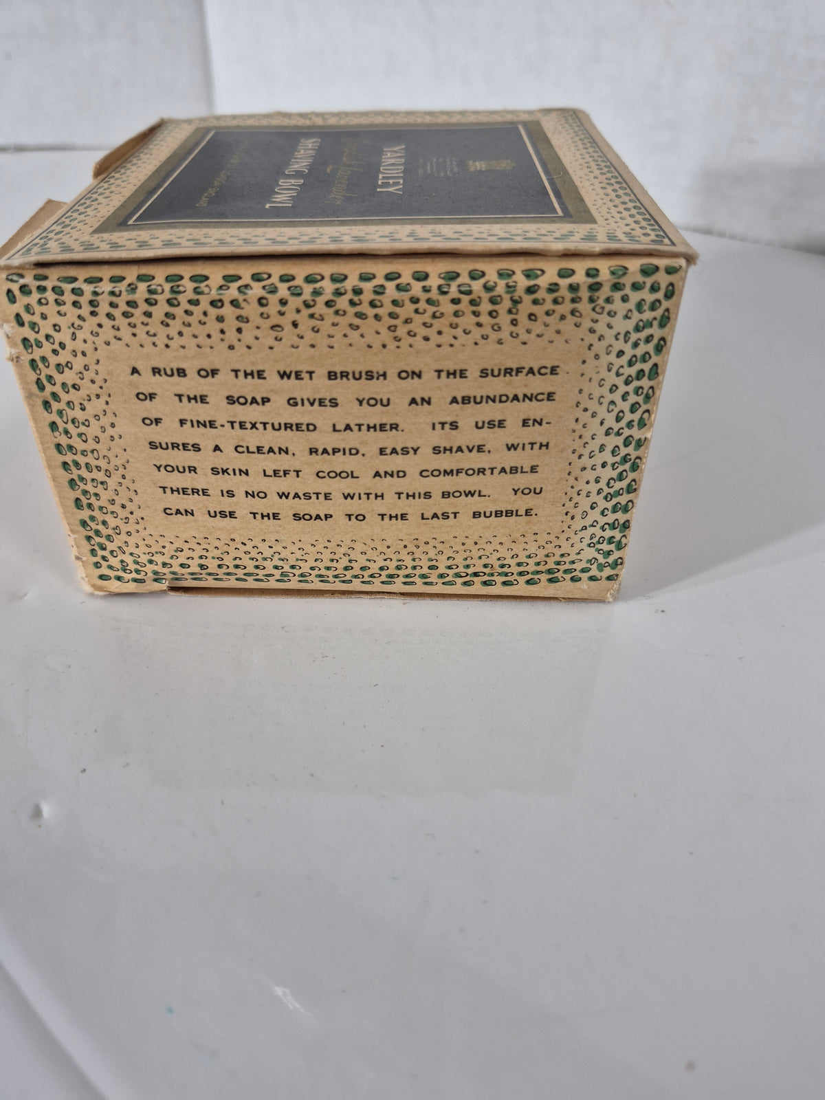 Vintage Yardley English Lavender Shaving Bowl No. 2055 – Unused in Original Box