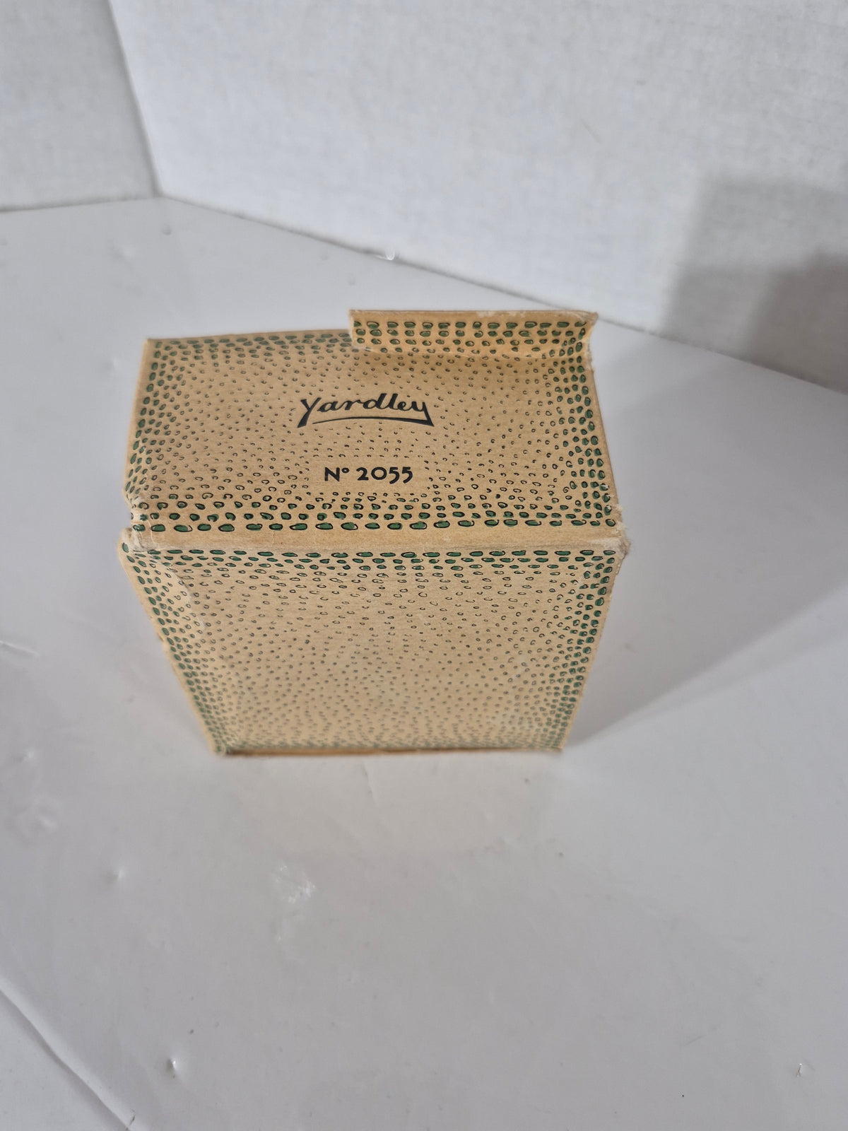 Vintage Yardley English Lavender Shaving Bowl No. 2055 – Unused in Original Box