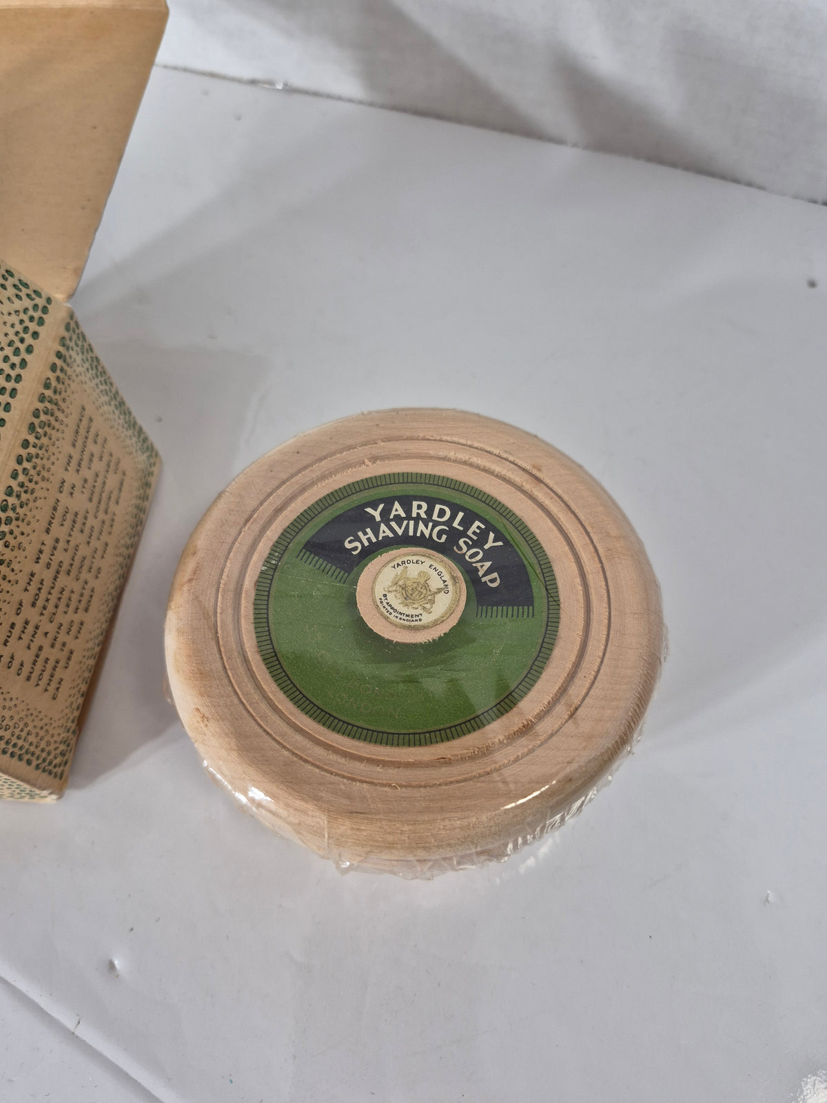 Vintage Yardley English Lavender Shaving Bowl No. 2055 – Unused in Original Box