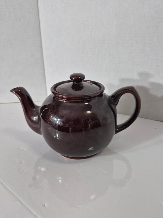 Vintage Sadler England Brown Glaze Teapot – Classic Brown Betty Style – Approx. 9" × 6"