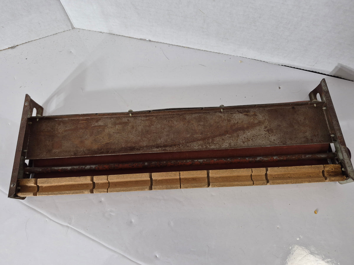 Vintage V-Master Extra Long Cigarette Maker – Multiple Cigarette Roller – c. Late 1940s  Description