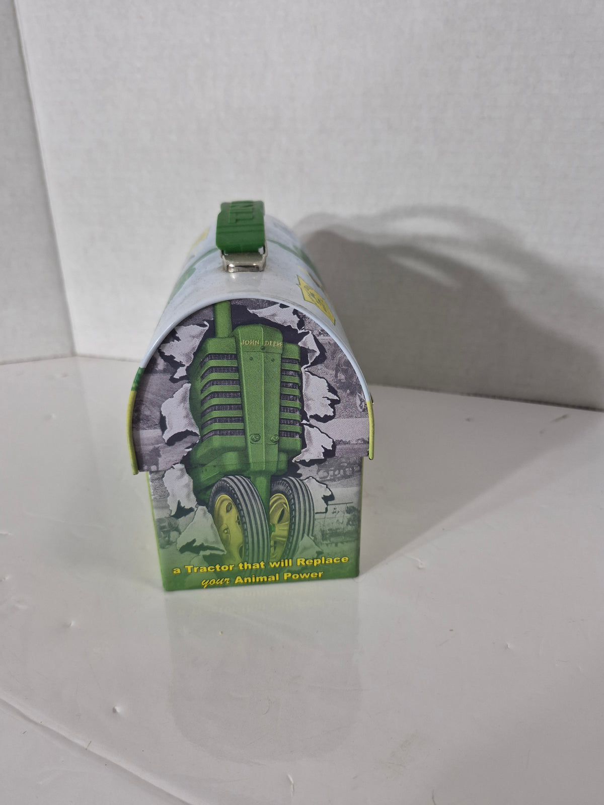 John Deere “General-Purpose Tractors” Vintage-Style Metal Lunch Box / Tin – 2012