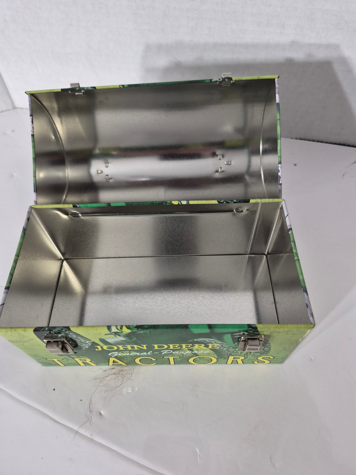John Deere “General-Purpose Tractors” Vintage-Style Metal Lunch Box / Tin – 2012