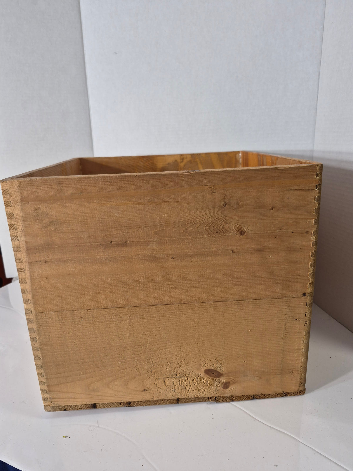 Vintage Saskatchewan Canadian Butter 56 lb Wooden Shipping Crate – 13.25" × 13.5" × 11.5"