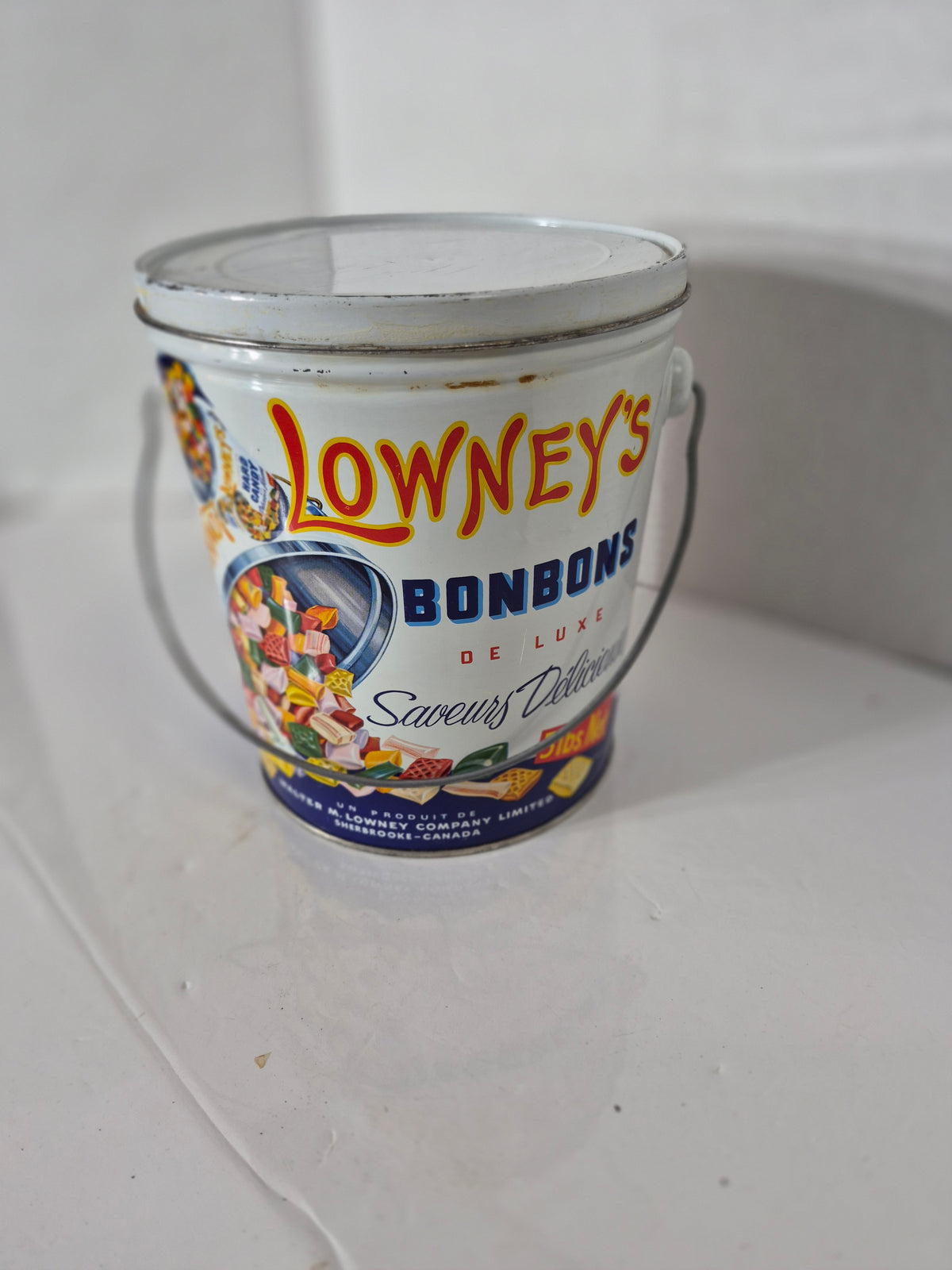 Vintage 1950s Lowney’s Superior Hard Candy 5 lb Tin Pail – Sherbrooke, Quebec
