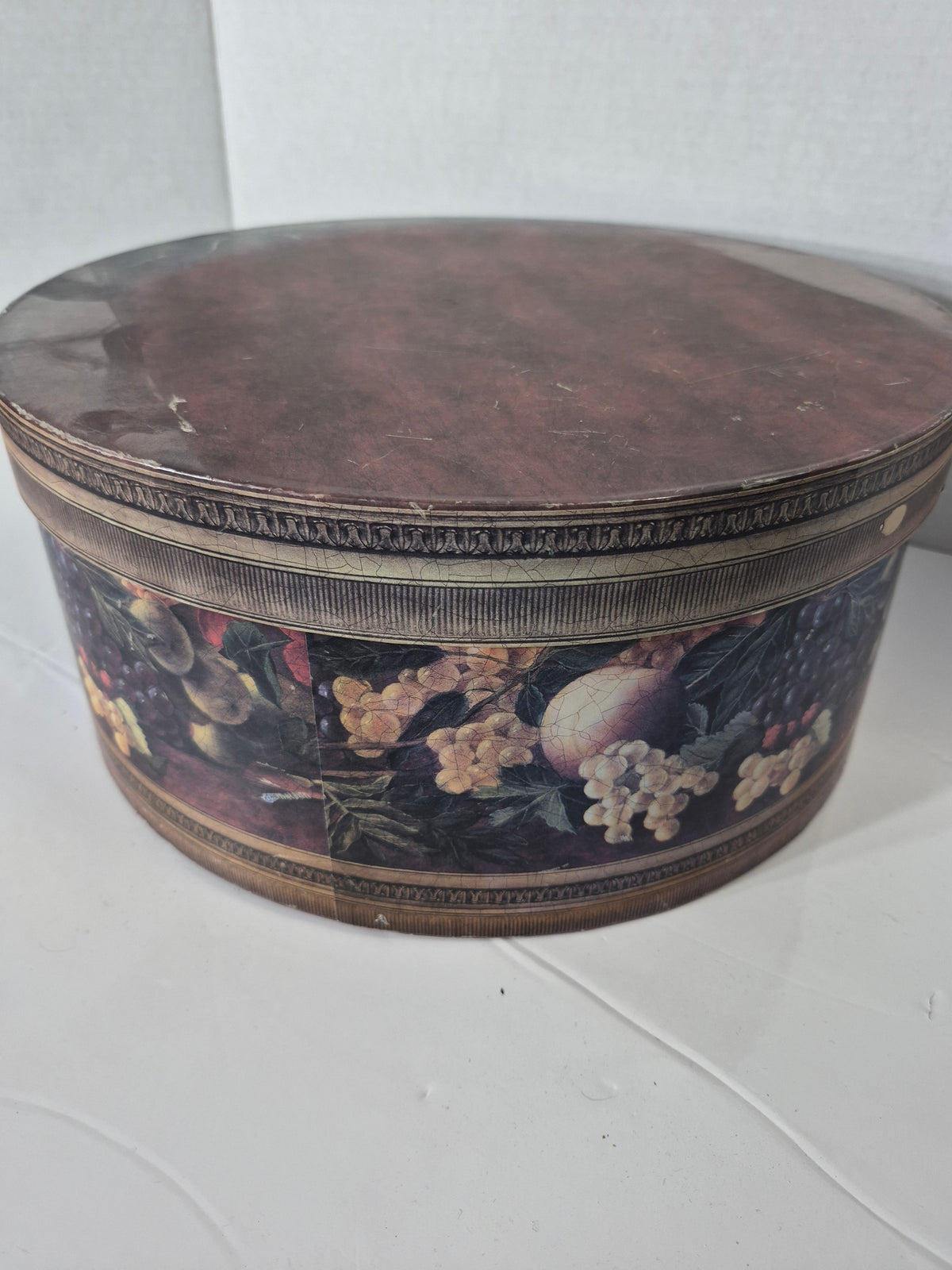 Vintage Round Floral & Fruit Hat Box with Rope Handle – 13"