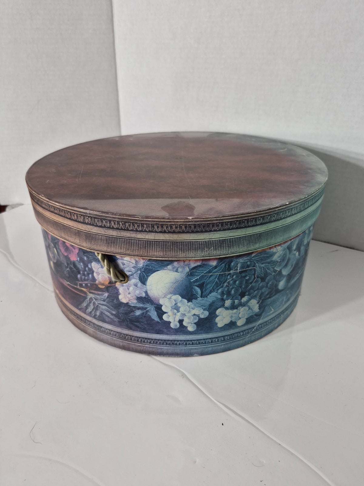 Vintage Round Floral & Fruit Hat Box with Rope Handle – 13"