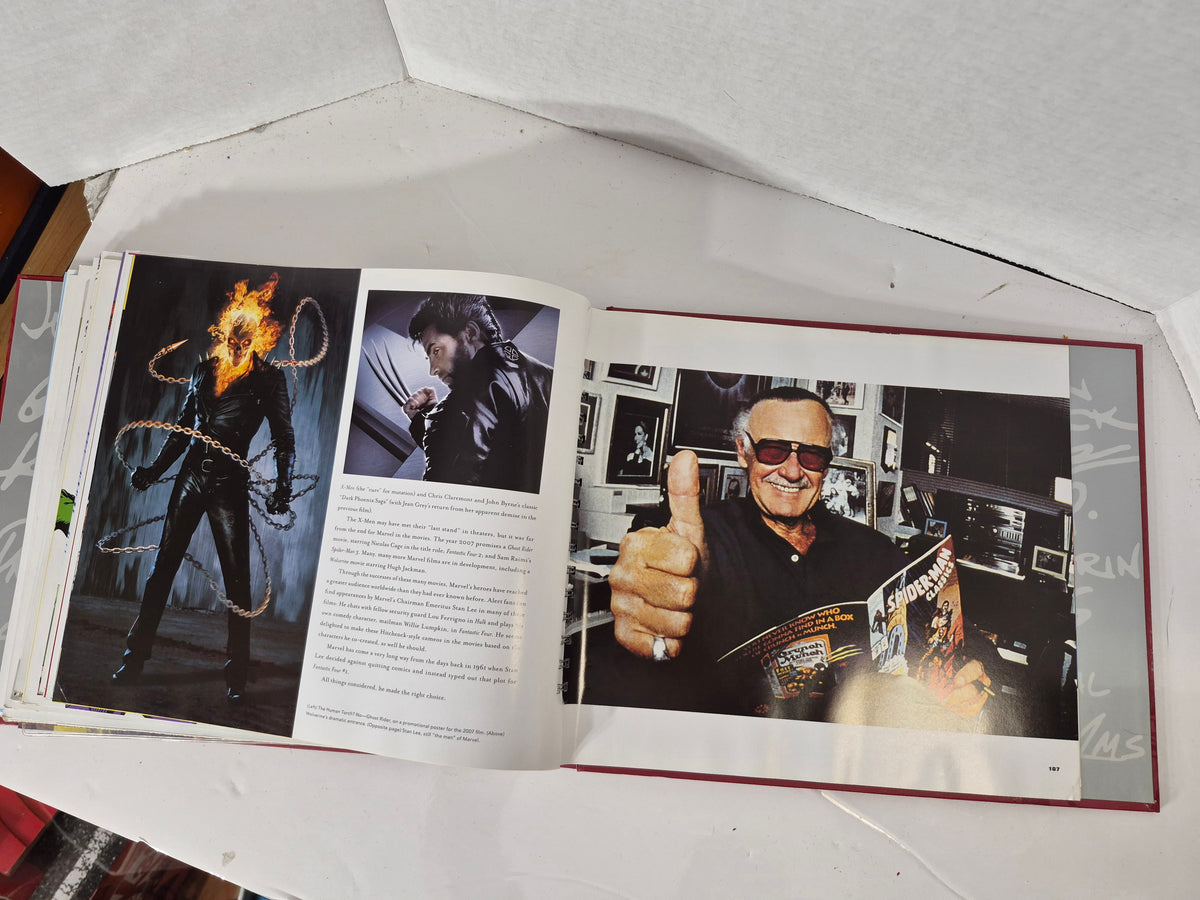 The Marvel Vault: A Museum-in-a-Book with Rare Collectibles – Roy Thomas & Peter Sanderson – 2007 Hardcover