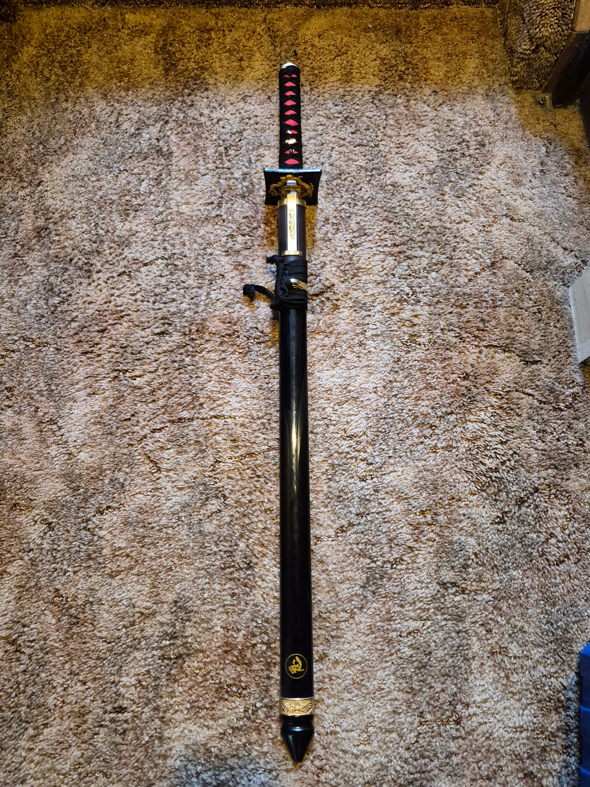 Franklin Mint Imperial Samurai Sword Display Set – Katana, Lacquered Scabbard, Stand & 2 Accessories – Approx. 39 in.