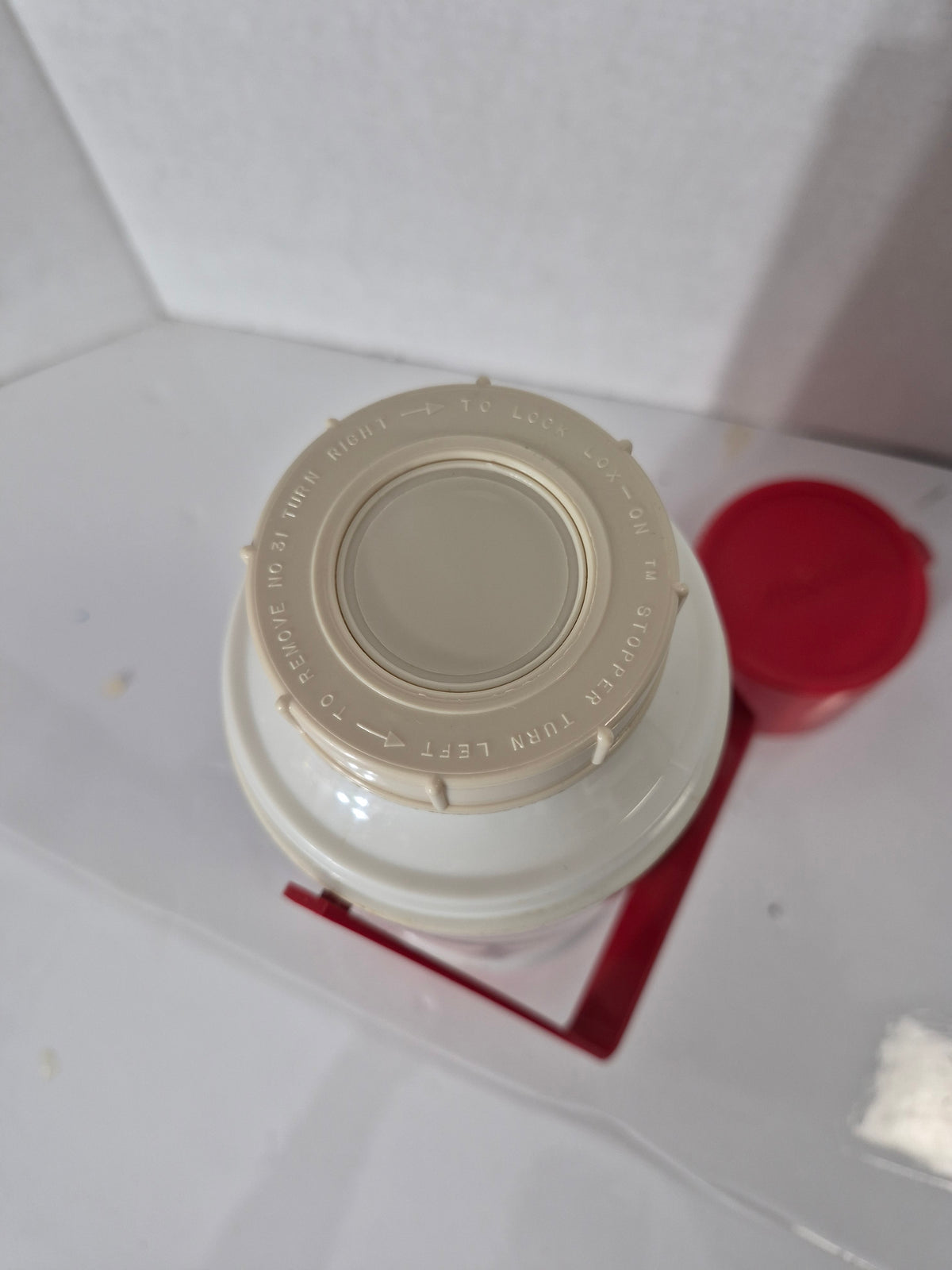 Vintage Aladdin Canada 910 mL Vacuum Bottle Thermos – Red White Black Atomic Design – 12"