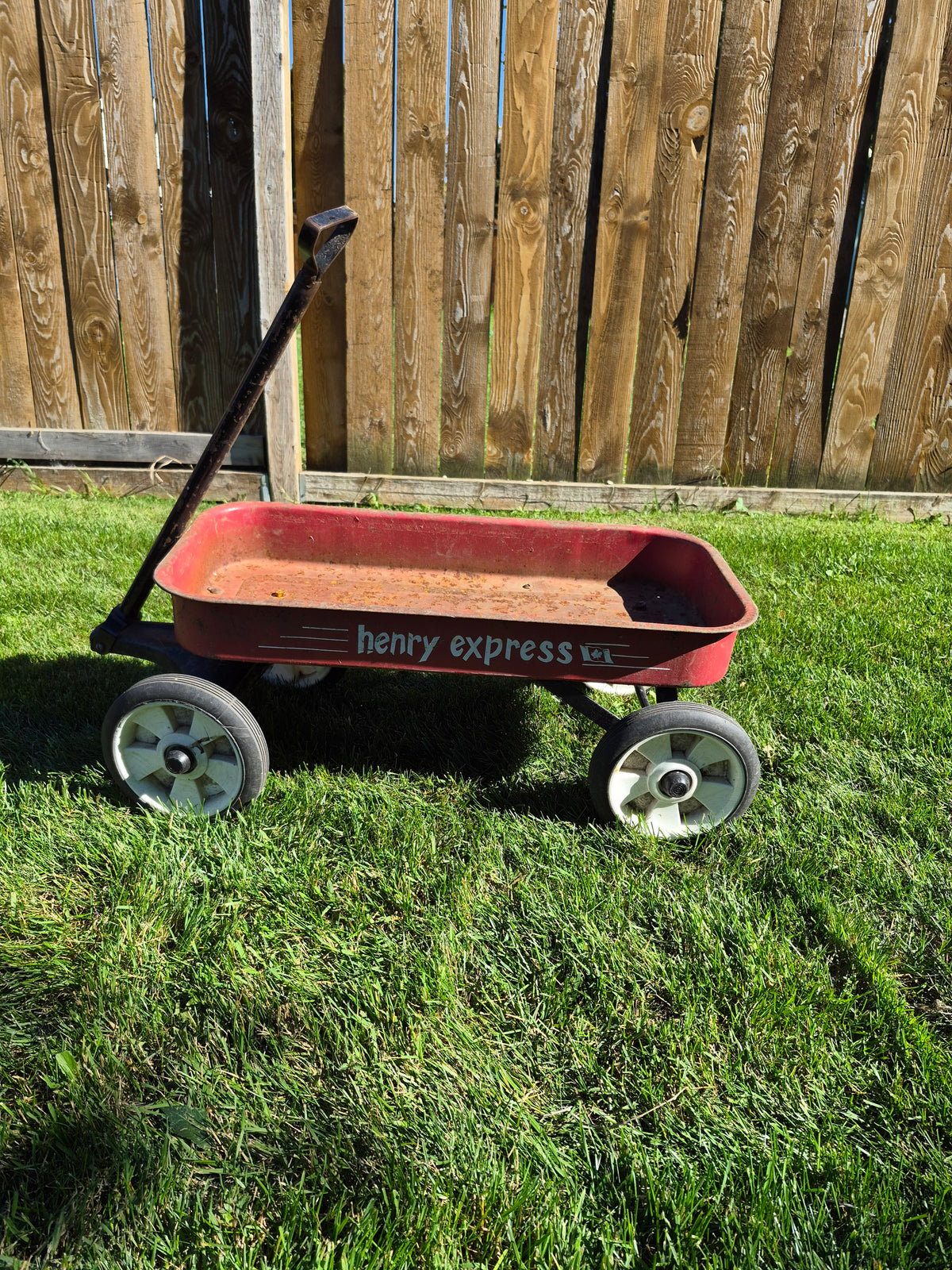 Vintage Canadian Henry Express Red Steel Pull Wagon – 33"