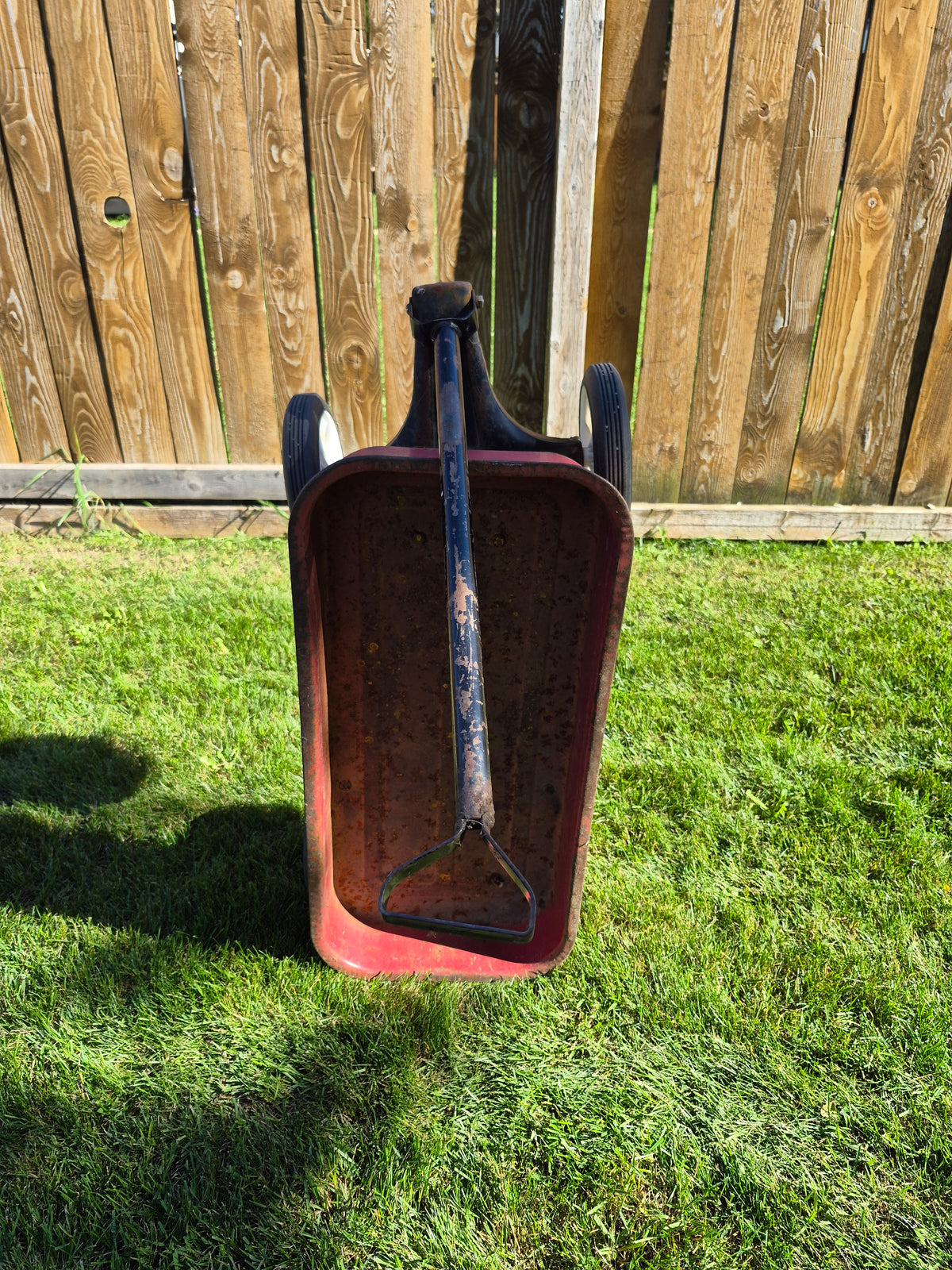Vintage Canadian Henry Express Red Steel Pull Wagon – 33"