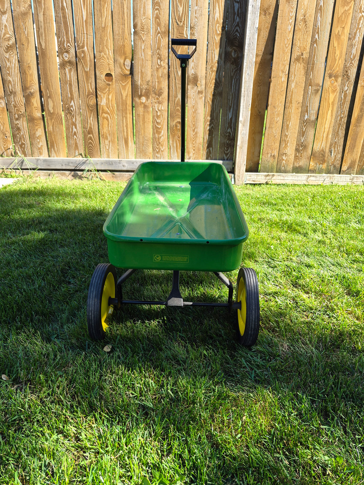 John Deere 36" Steel Pull Wagon – Green & Yellow – Discontinued ERTL/TOMY