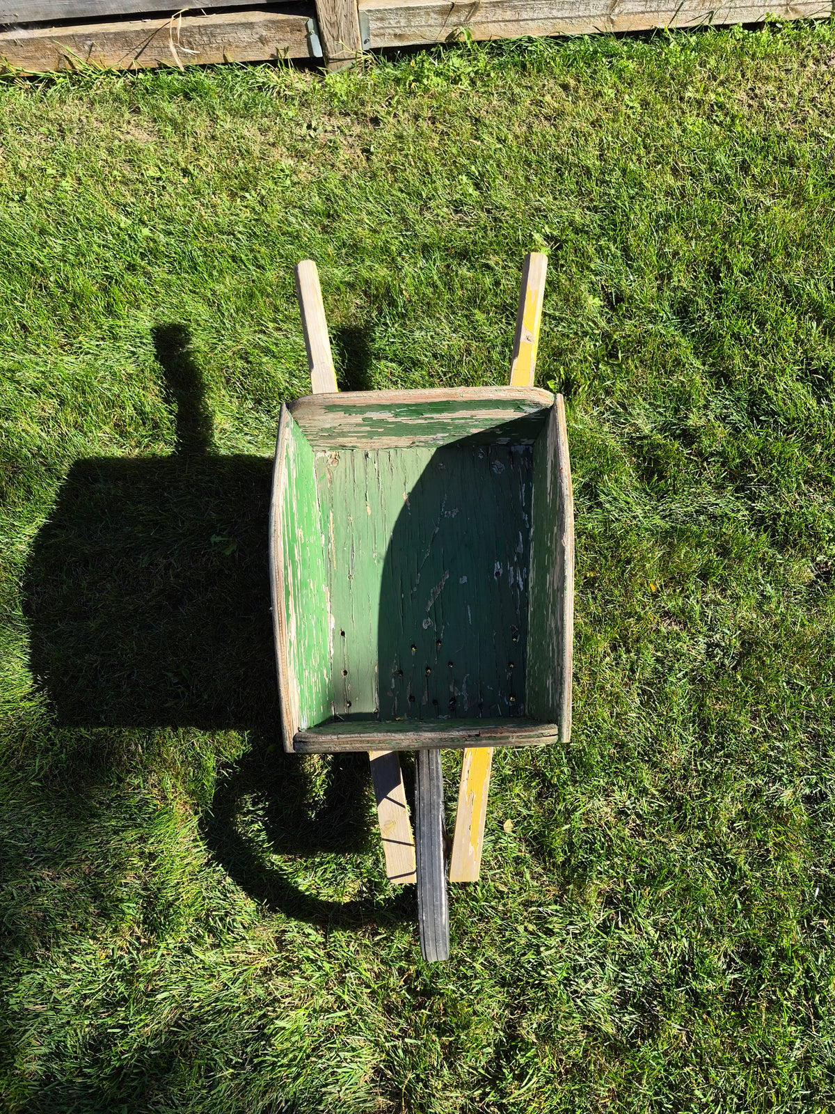 Rustic John Deere-Themed Wooden Wheelbarrow Garden Planter – 38" Long