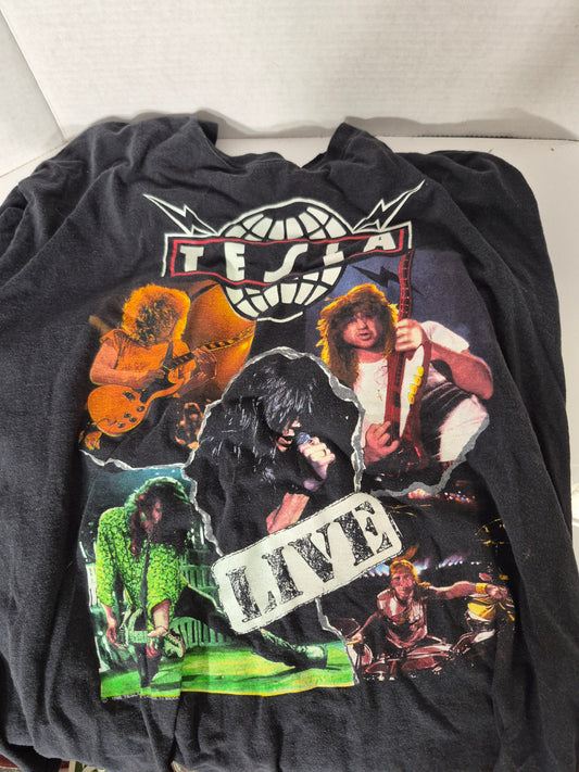 Original 1990 Tesla World Tour Concert T-Shirt – Saskatoon Saskatchewan – Men’s Vintage Large
