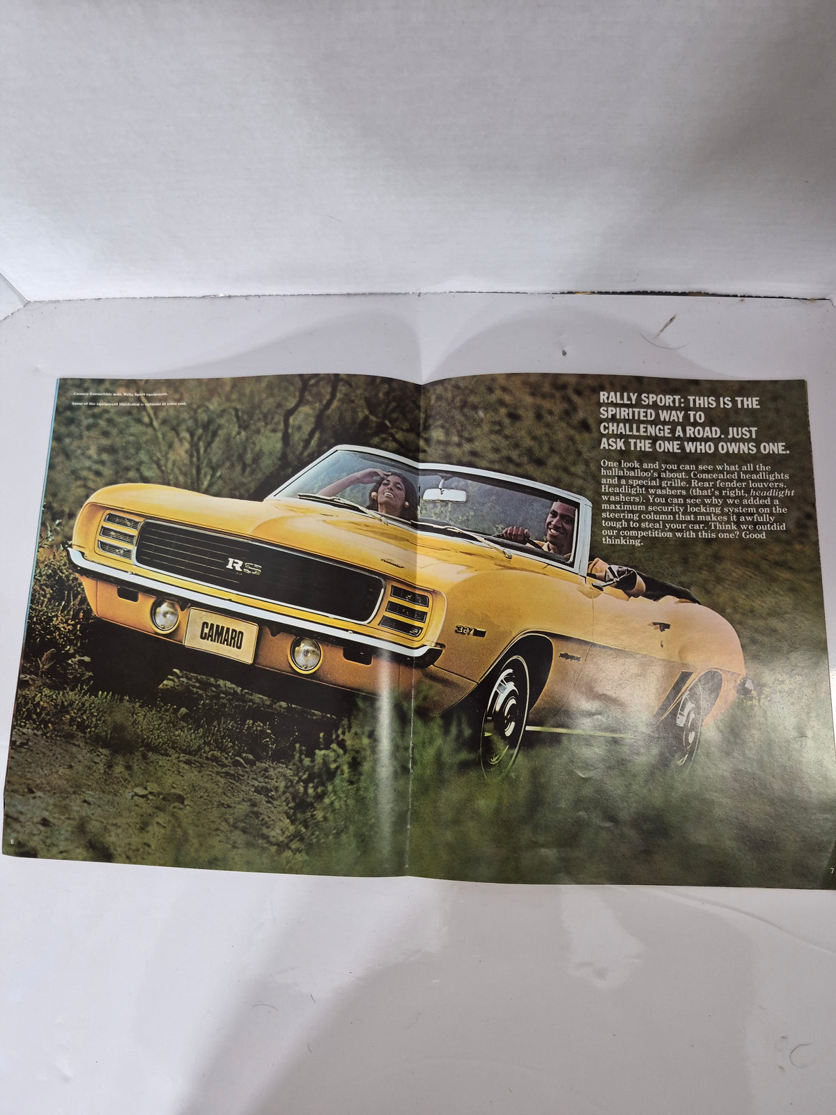 Original 1969 Chevrolet Camaro Canadian Sales Brochure – SS, Rally Sport & Convertible – GM Canada